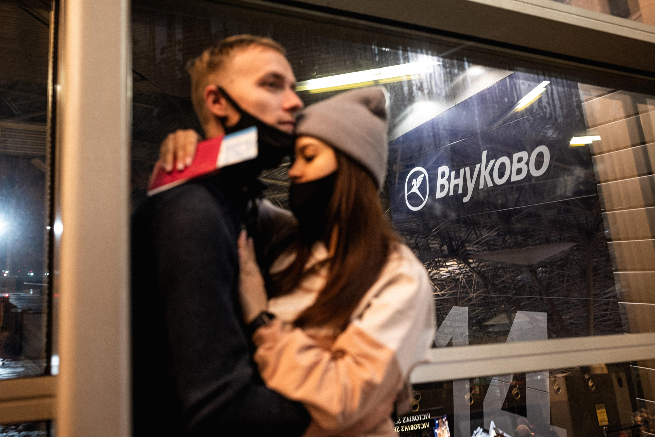 Рейс «Москва — Горно-Алтайск». Свадебный и портретный фотограф Пётр Ладанов