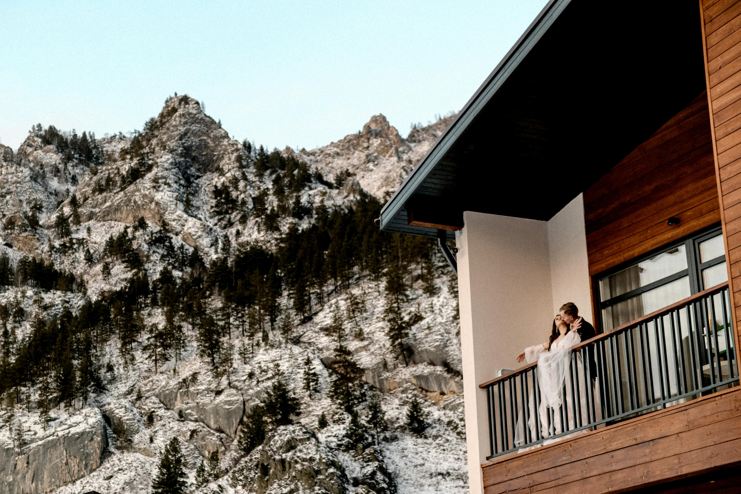 Горы и два безумца. Свадебный и портретный фотограф Пётр Ладанов