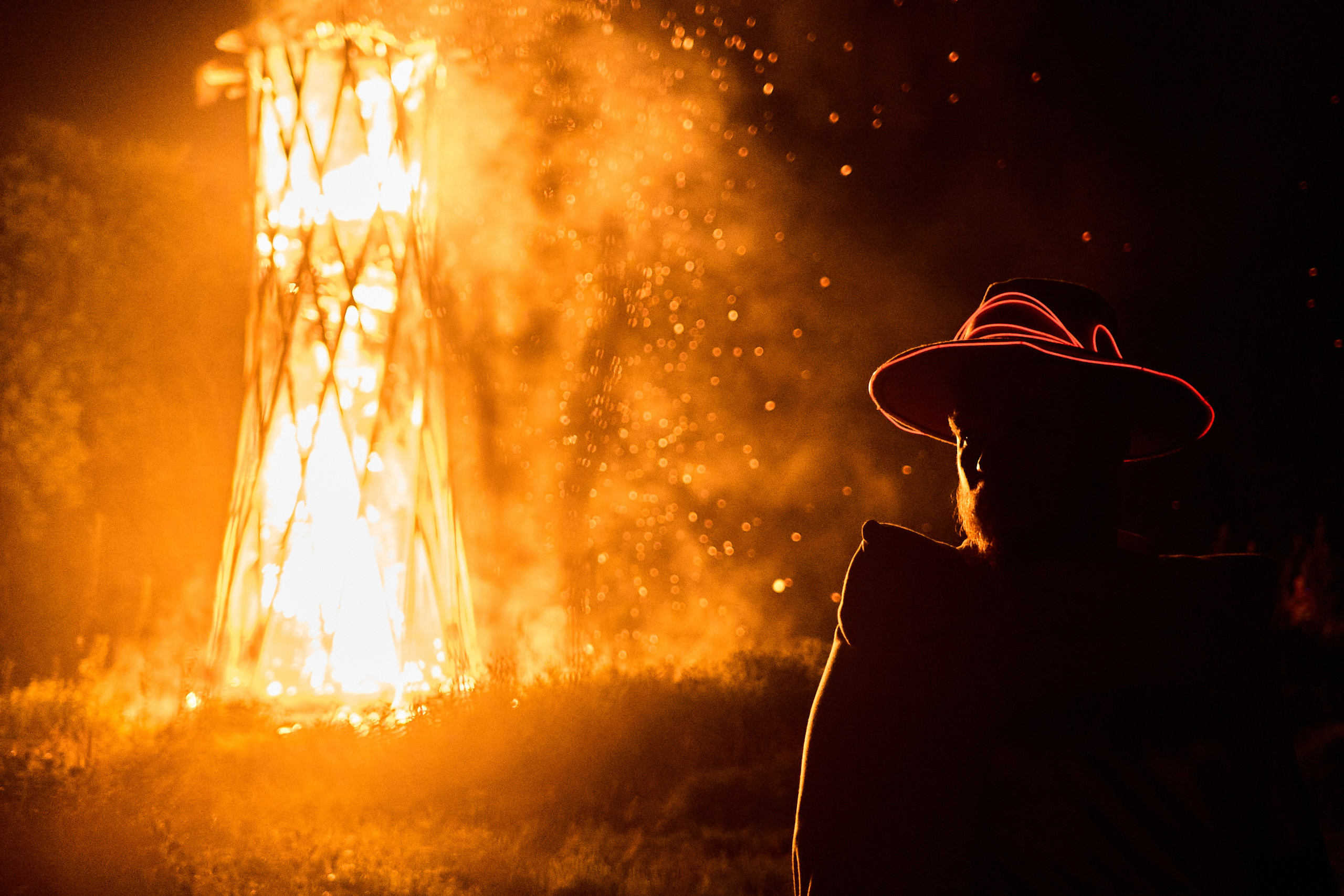 Lampu2024. See the moment and catche. commercial and reportage