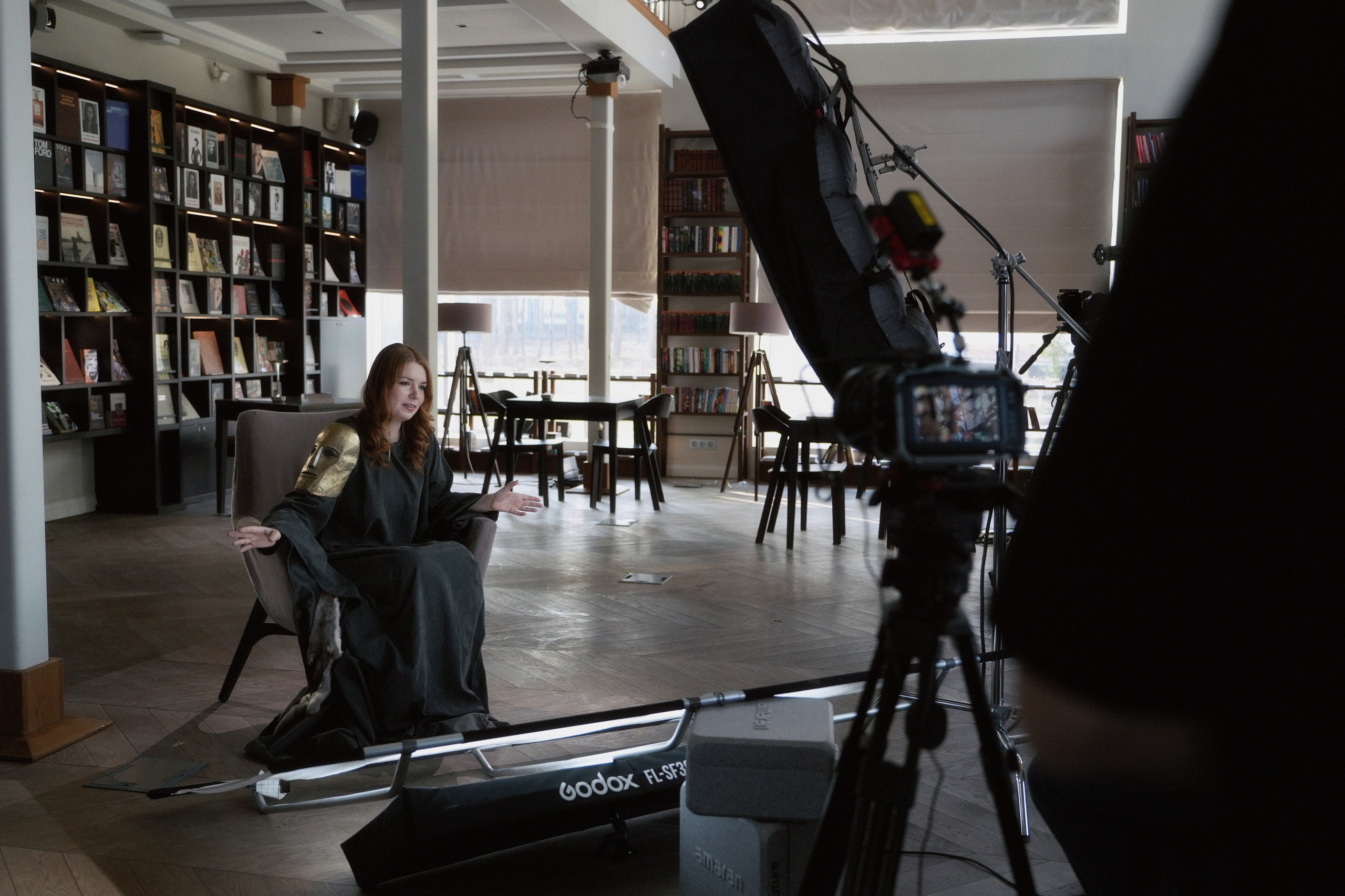 НОВОЕ СЛОВО. ANNA — PHOTOGRAPHER