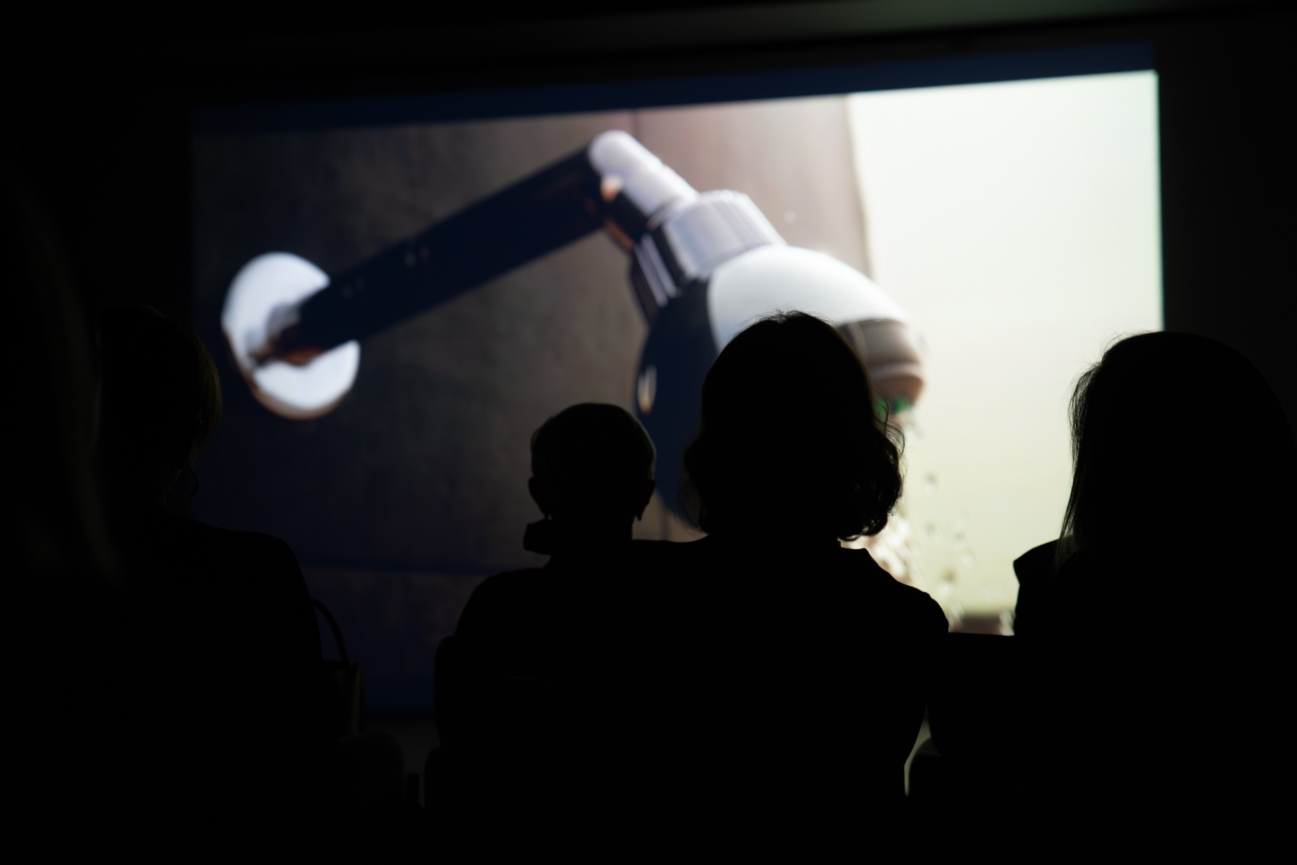 Специальный показ конкурсных фильмов «Время вдохновляться». Репортажный фотограф Слюсаренко Артём