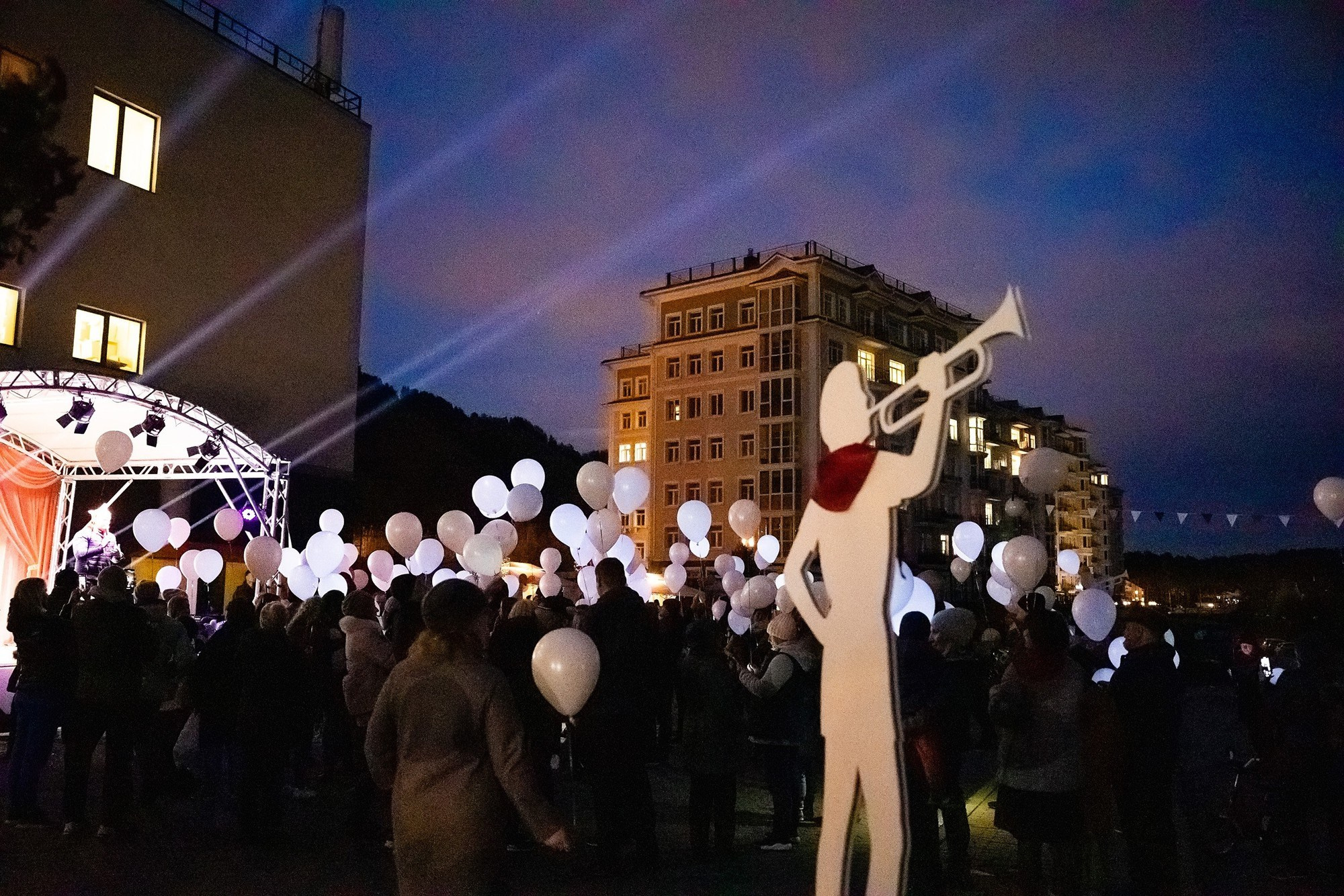 Праздник Осень в Микрорайоне удачный Красноярск