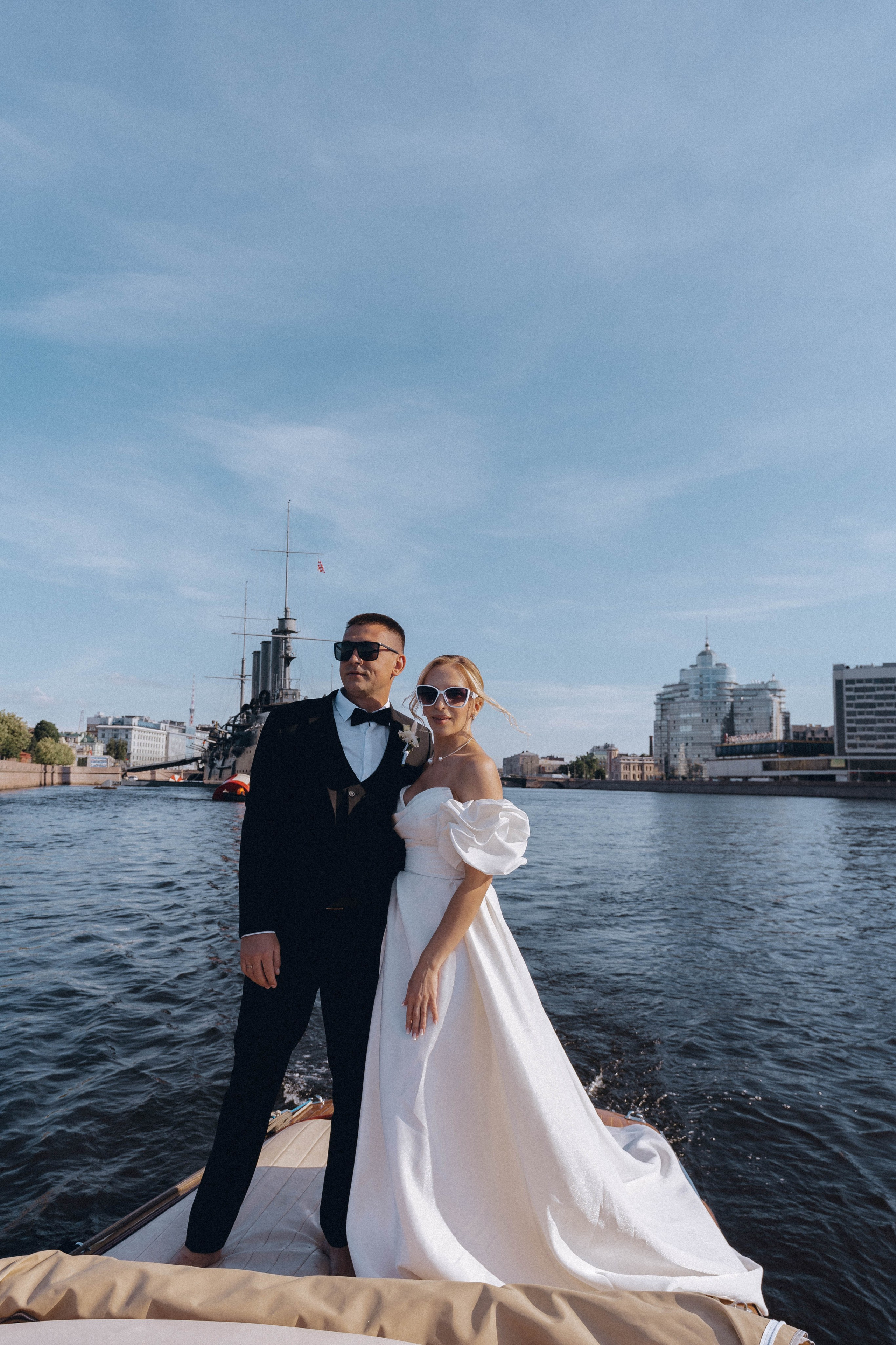 СВАДЕНБНАЯ СЬЕМКА НА КАТЕРЕ ПО КАНАЛАМ САНКТ-ПЕТЕРБУРГА И В АКВАТОРИИ НЕВЫ. Профессиональный фотограф, Санкт-Петербург — Виктория Богомолова