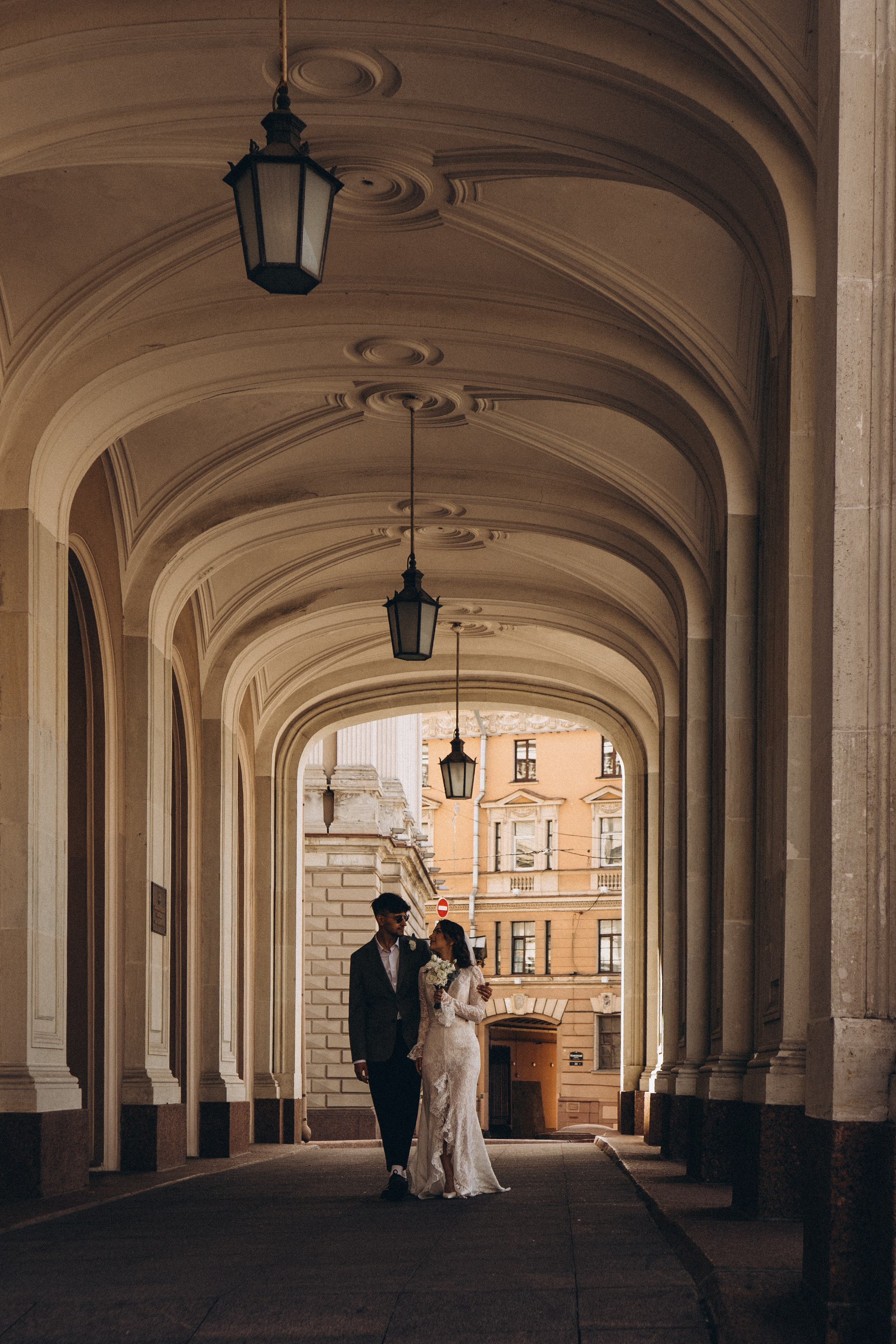 СВАДЕБНАЯ ПРОГУЛКА ВОЗЕ ИСАИКЕВСКОГО СОБОРА АСТОРИИ И ЗАКОНОДАЛЕТНОГО СОБРАНИЯ. Профессиональный фотограф, Санкт-Петербург — Виктория Богомолова