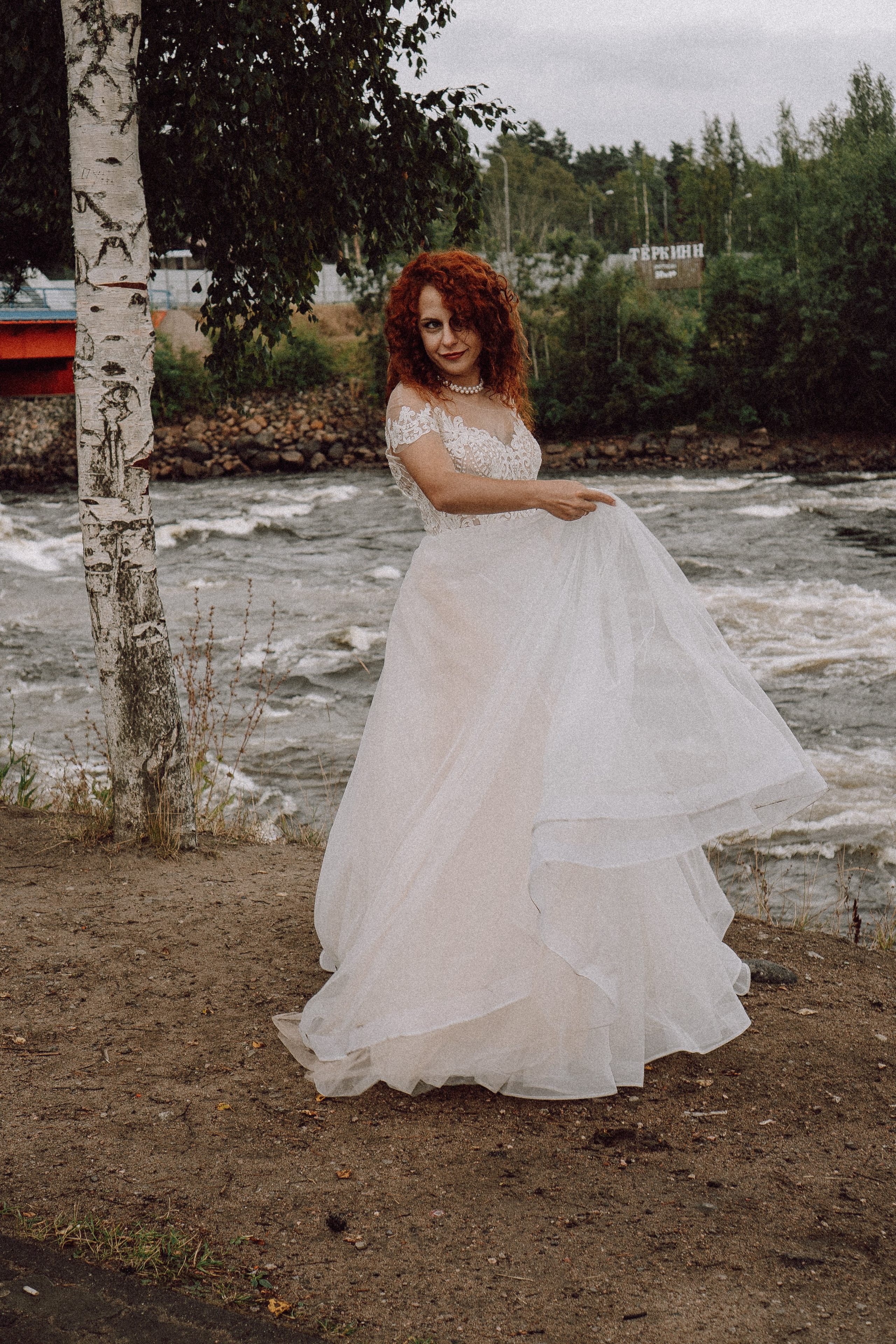 СВАДЕБНАЯ ФОТОСЕССИИЯ ПАРЫ В ГОРОДЕ ПРИОЗЕРСК В СОСНОВОМ ЛЕСУ И С ПИКАПОМ. Профессиональный фотограф, Санкт-Петербург — Виктория Богомолова