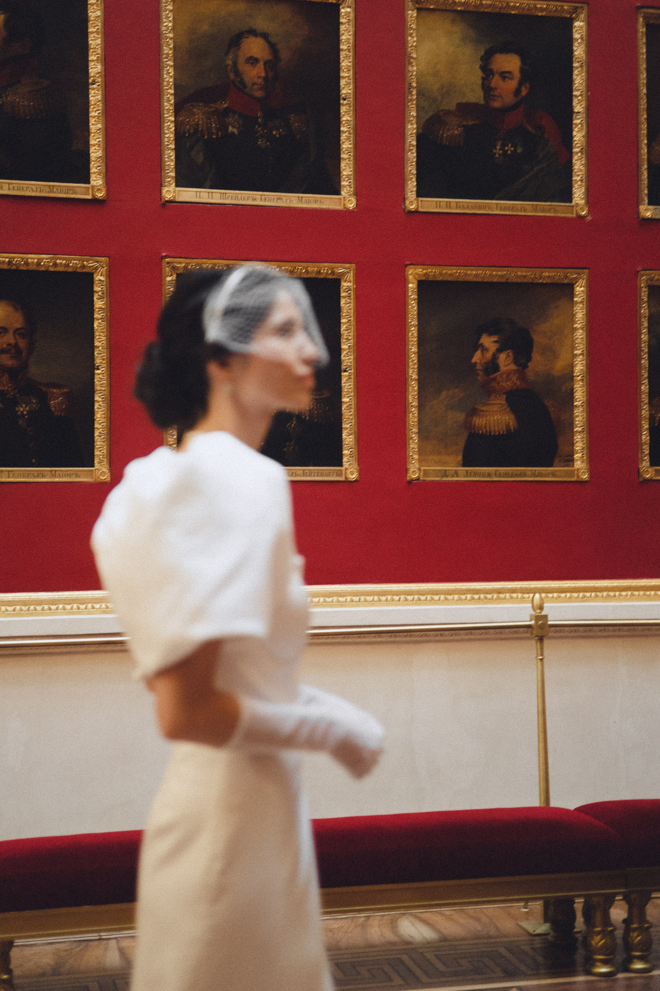 Свадебная съемка в Эрмитаже. Фотограф в Санкт-Петербурге Осокина Елизавета