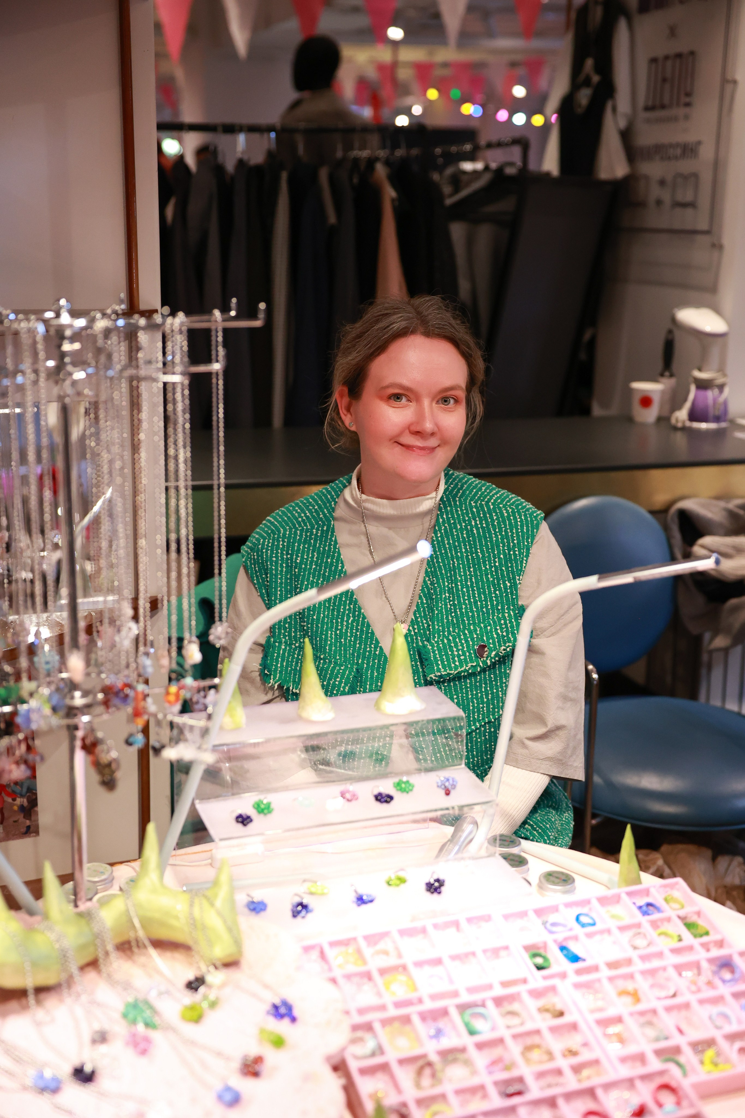 7–8 марта 2025 в пространстве «Три вокзала. Депо» / День 1 / фото Саша Жукова. Фотоотчеты «Ламбада-маркета»