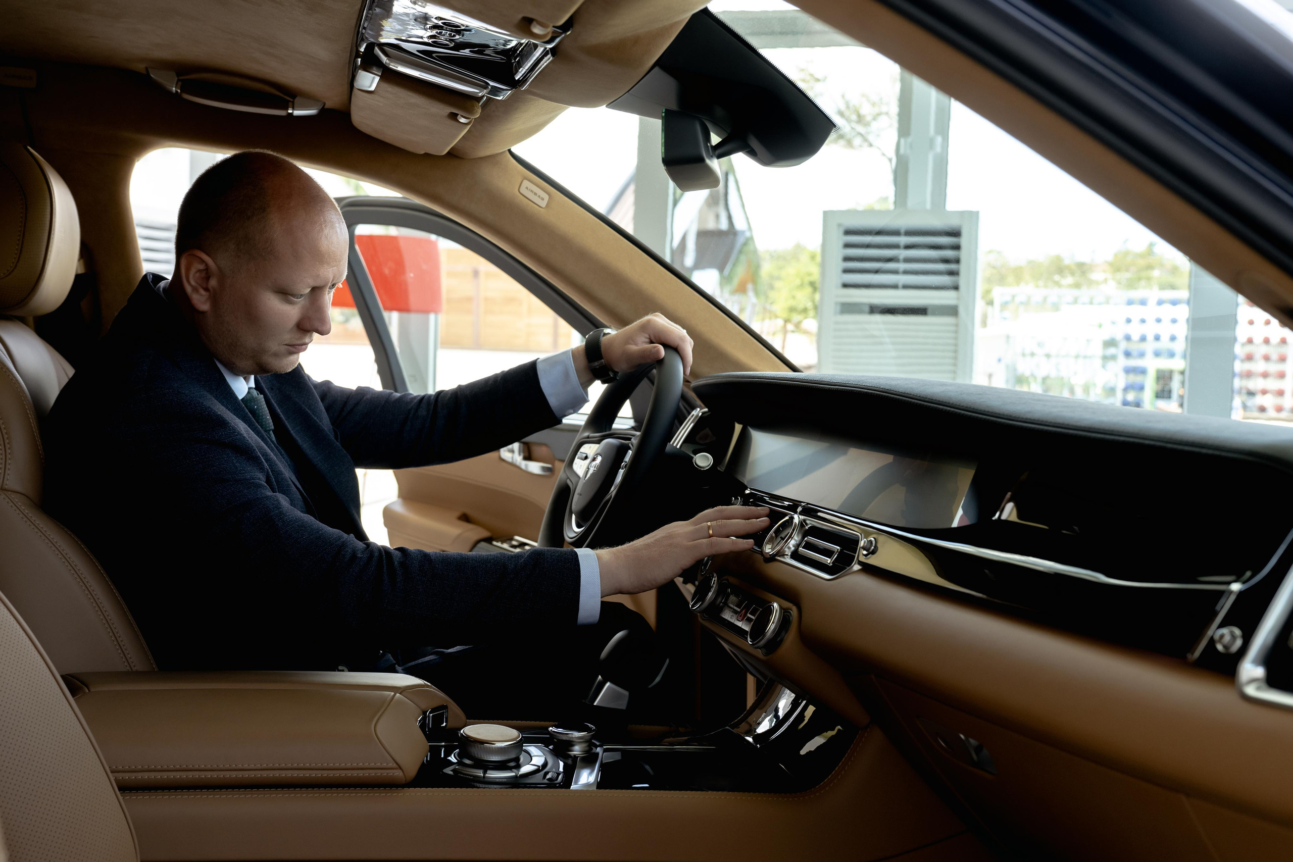 Съемка в рамках ВЭФ для производителя AURUS. Wedding and family photographer in Vladivostok Anton Blokhin