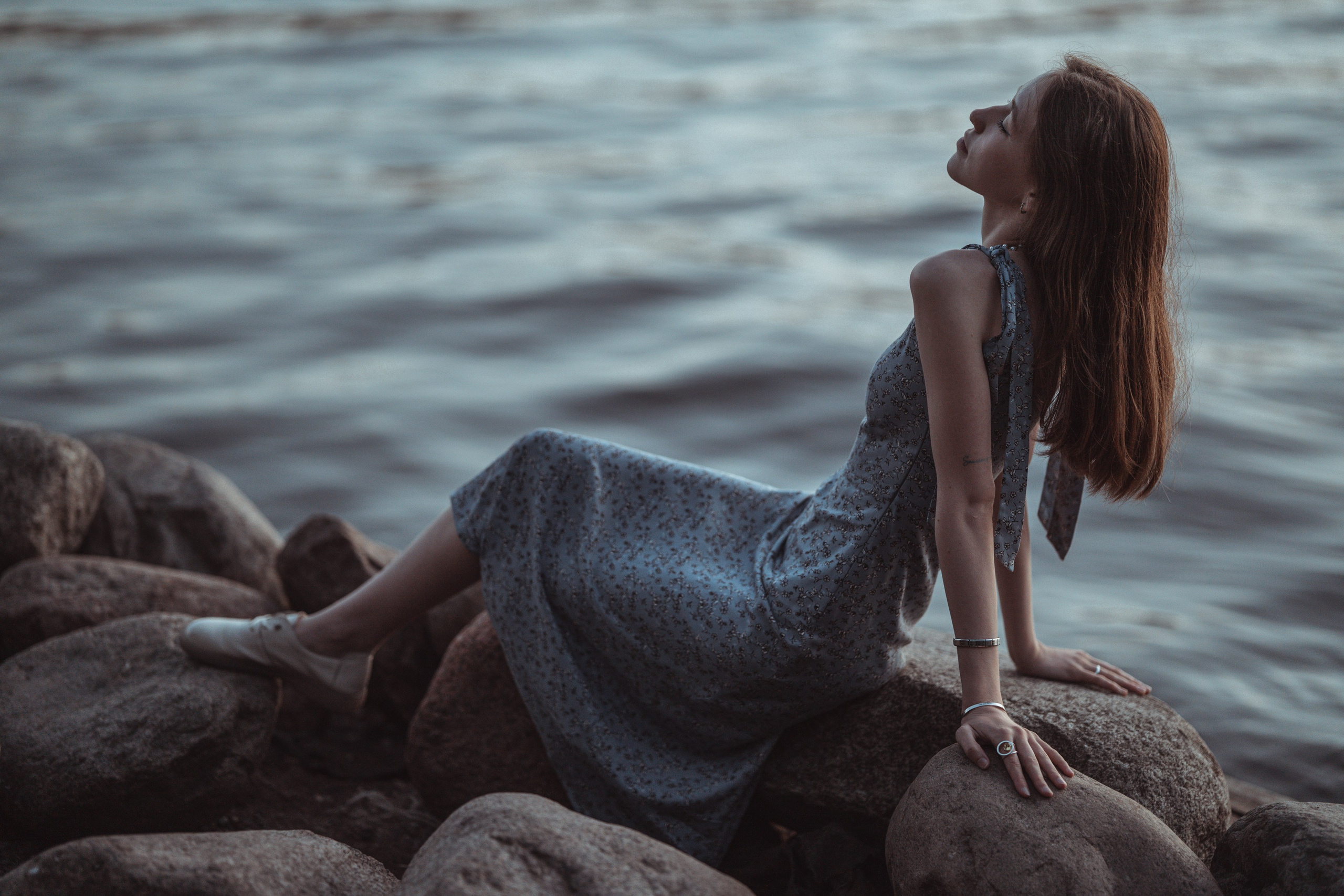 #Белые ночи. Рассвет в Лопухинском саду. Главная