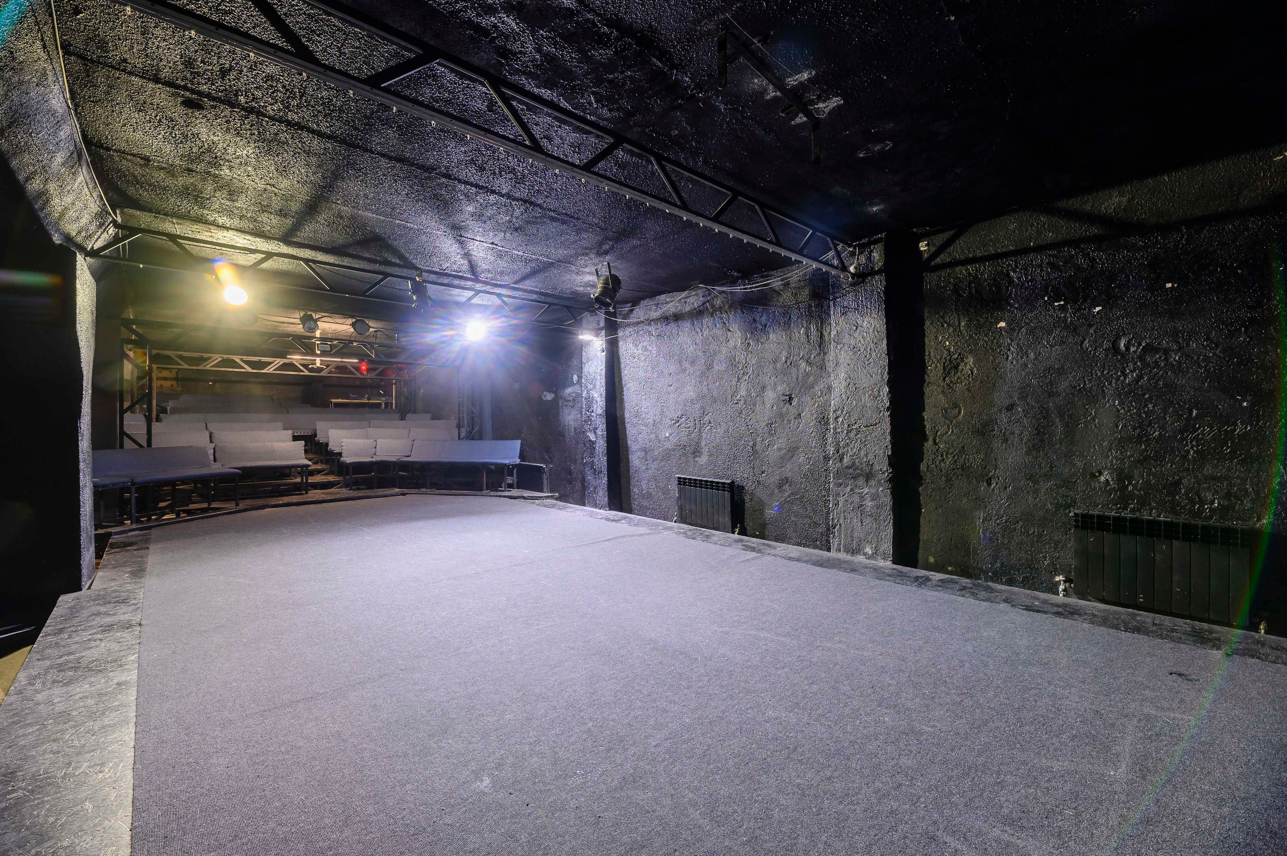 Арт убежище Bunker, съемка контента. Интерьерный и репортажный фотограф в Алматы