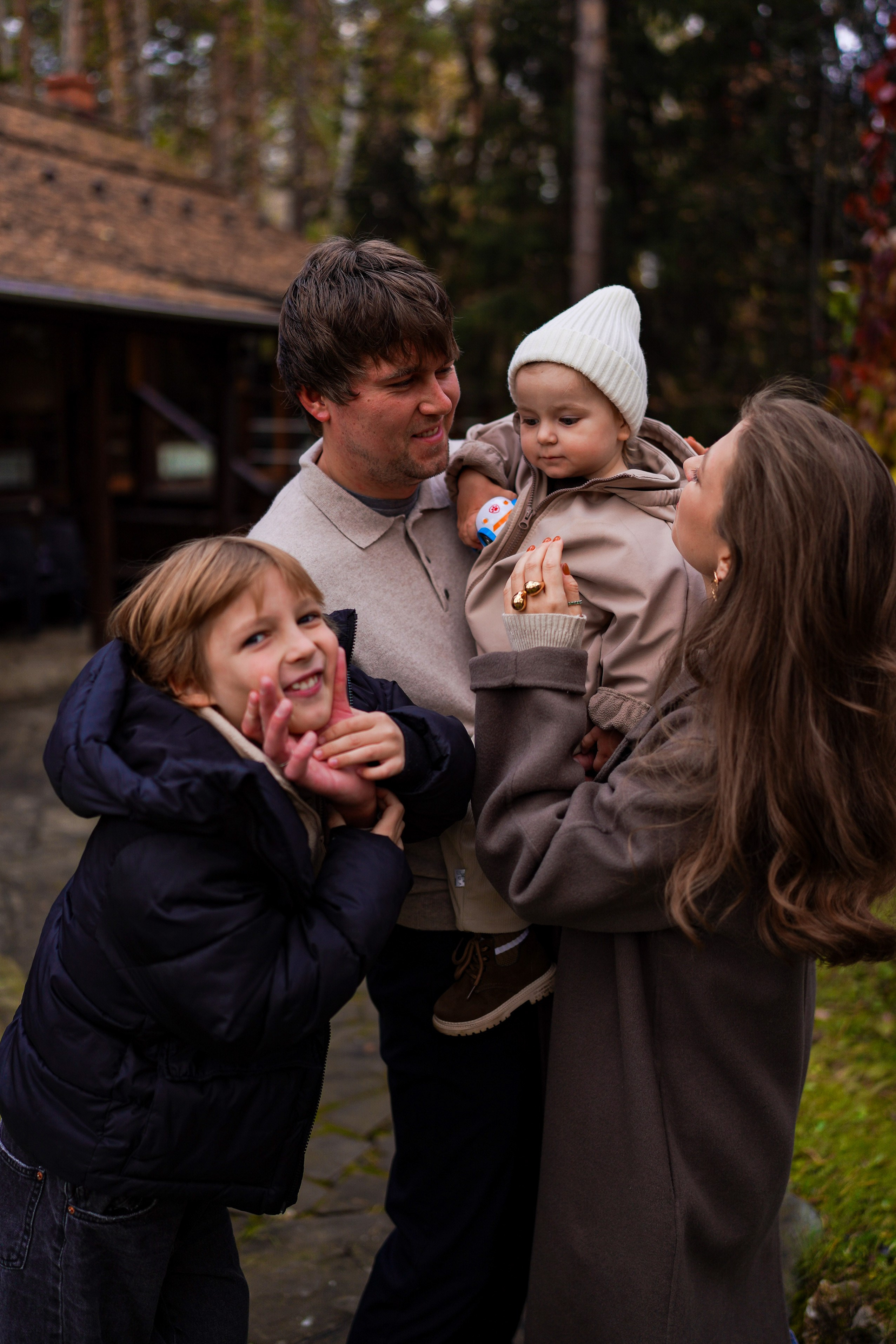 Смотреть серию. ЖЕНСКИЙ ФОТОГРАФ КРИСТИНА ВИГЕЛЬ