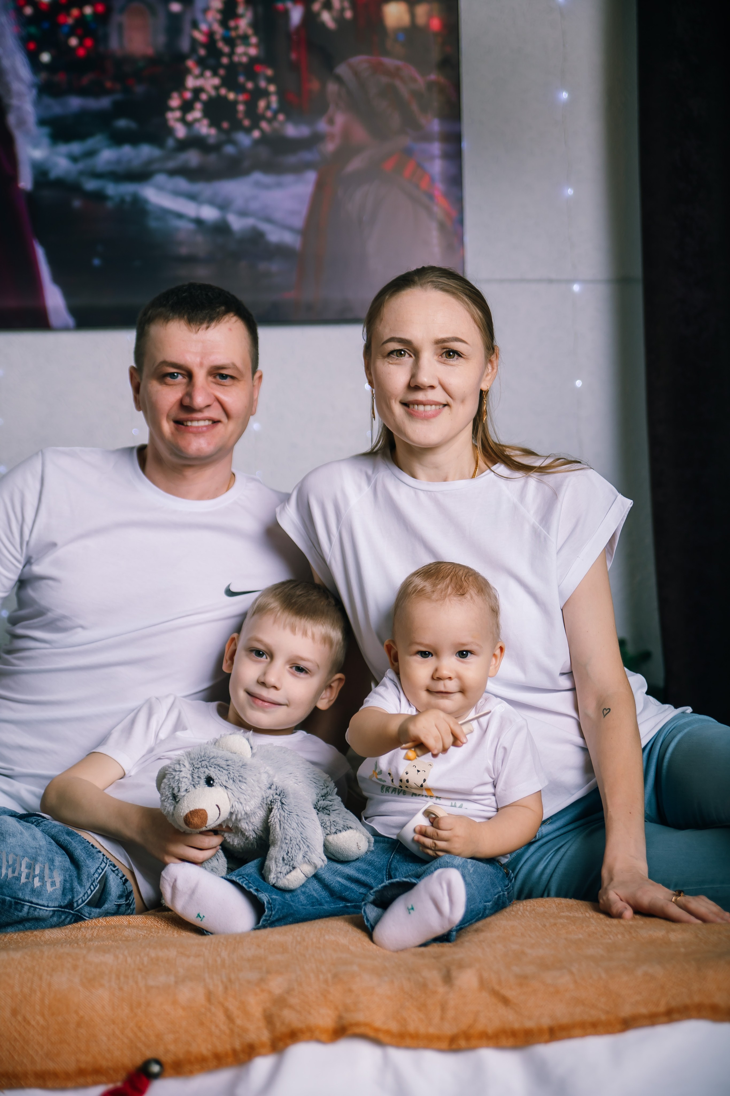 Новогодняя семейная фотосессия. Свадебный, семейный фотограф, контент съёмка. Екатеринбург. Елена Граф