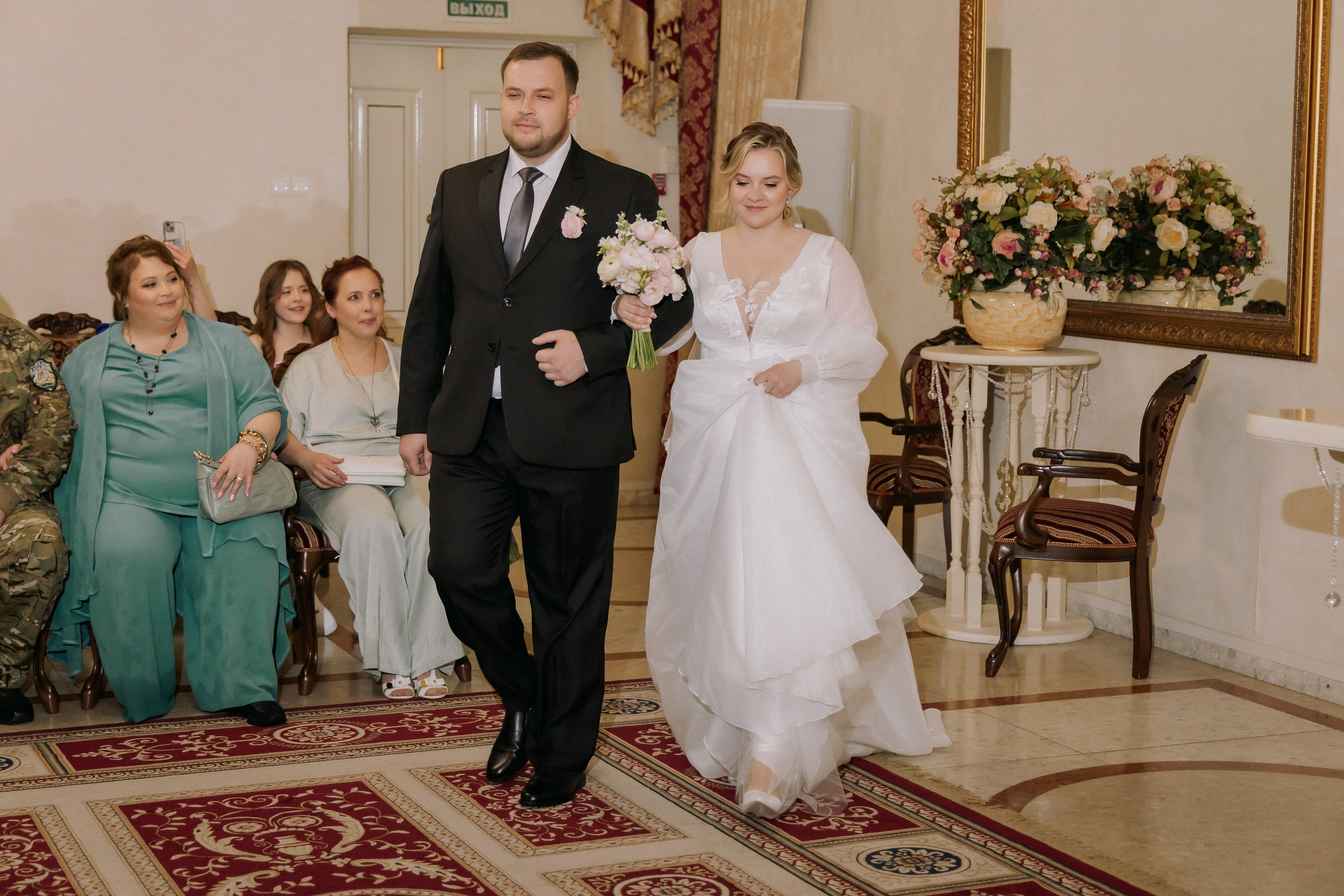 Анастасия и Сергей. Свадебная прогулка. Свадебная фотография. Арина Рубах