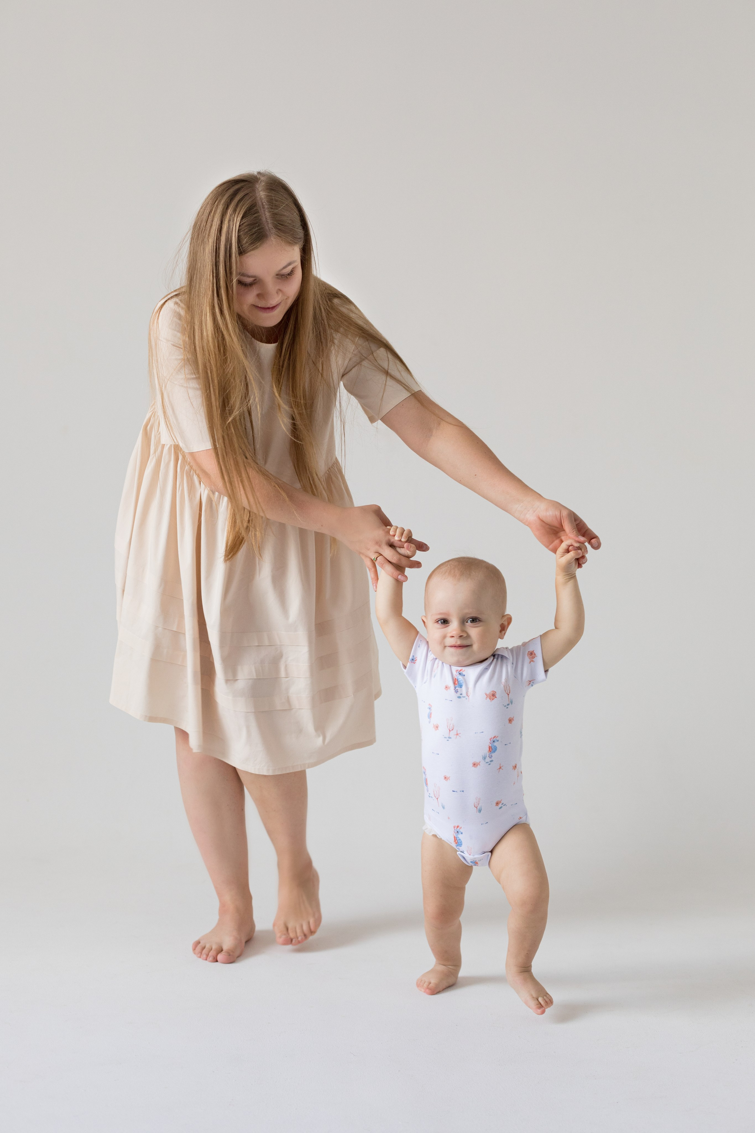 Фотосессия одежды для новорожденных детей. Детский и контент фотограф Надя Волкова Санкт-Петербург