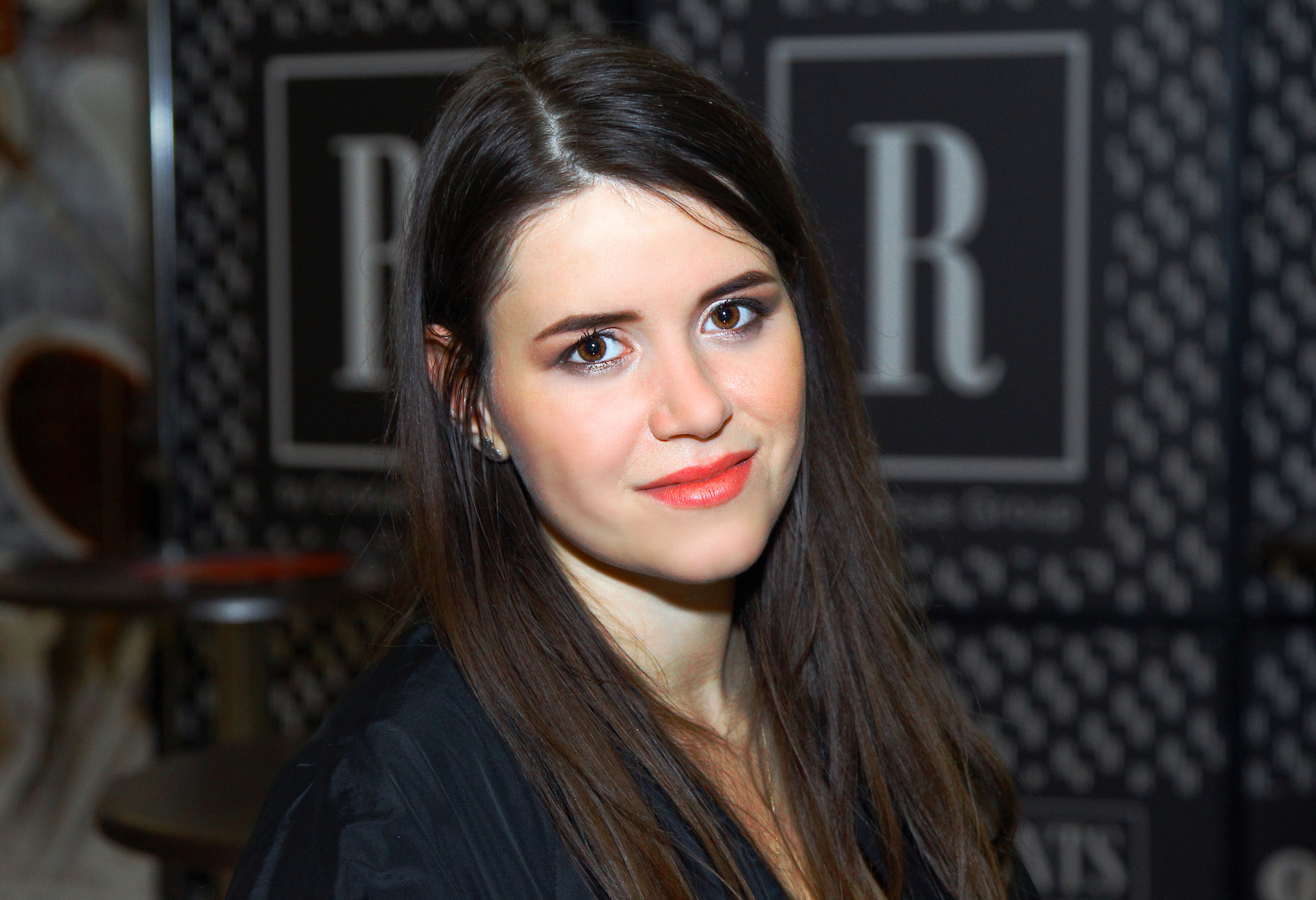 Случайные женские портреты. Репортажная съемка в Москве и области. Анималистика