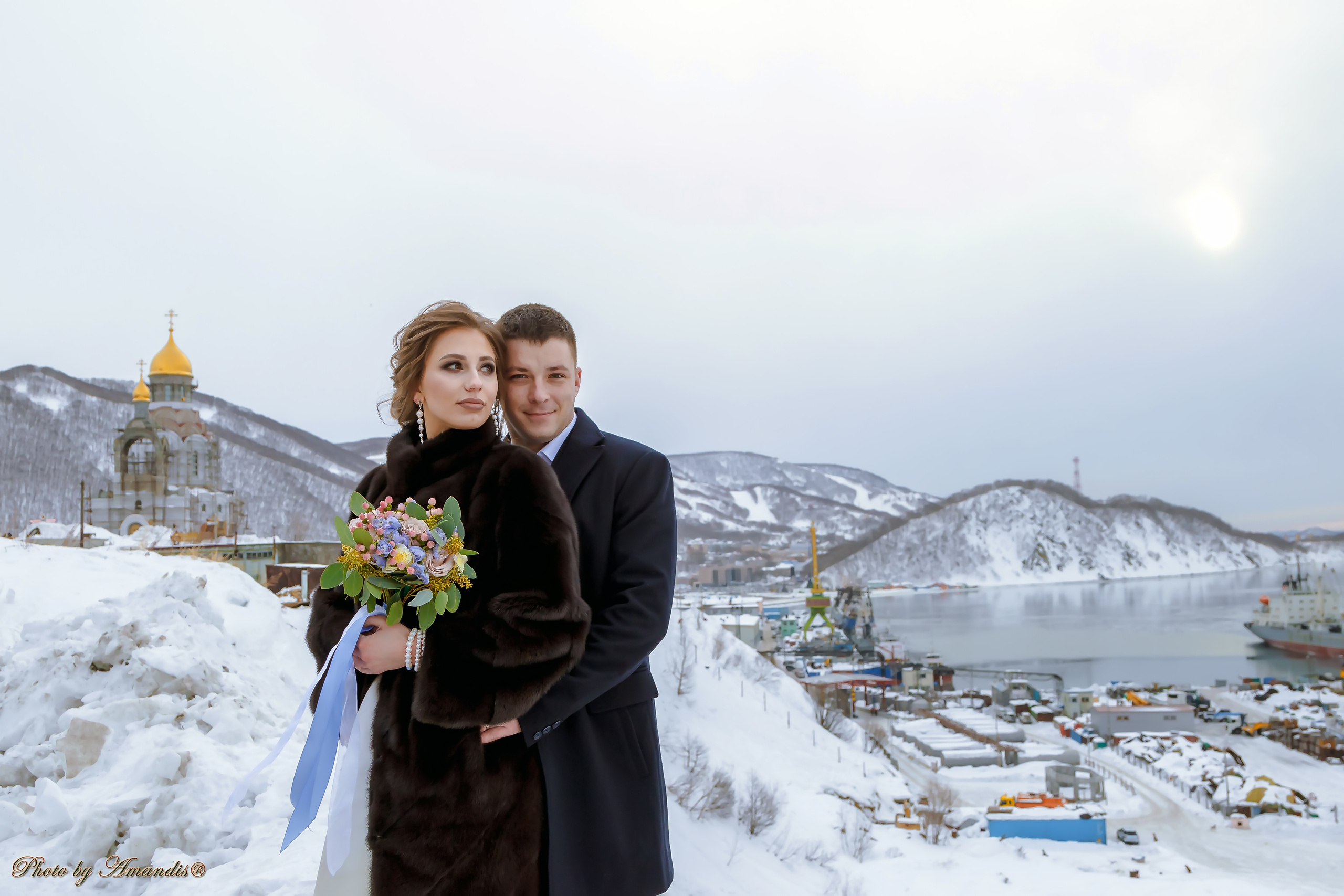 Свадьба Ивана и Марии (Петропавловск-Камчатский, январь 2019). Репортажная съемка в Москве и области. Анималистика