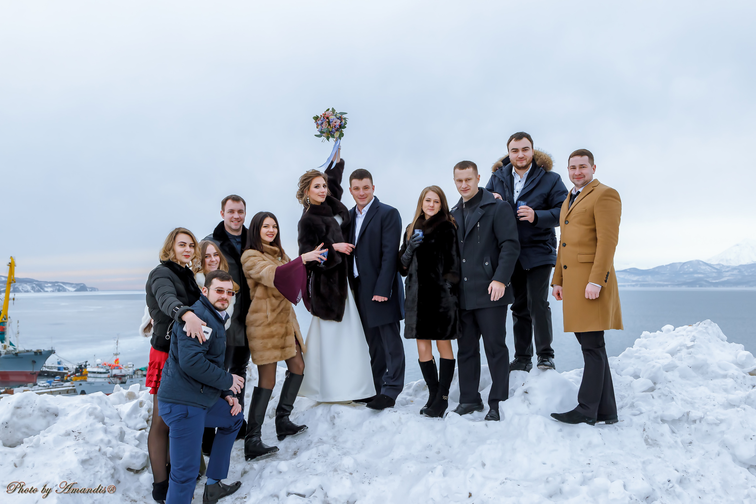Свадьба Ивана и Марии (Петропавловск-Камчатский, январь 2019). Репортажная съемка в Москве и области. Анималистика