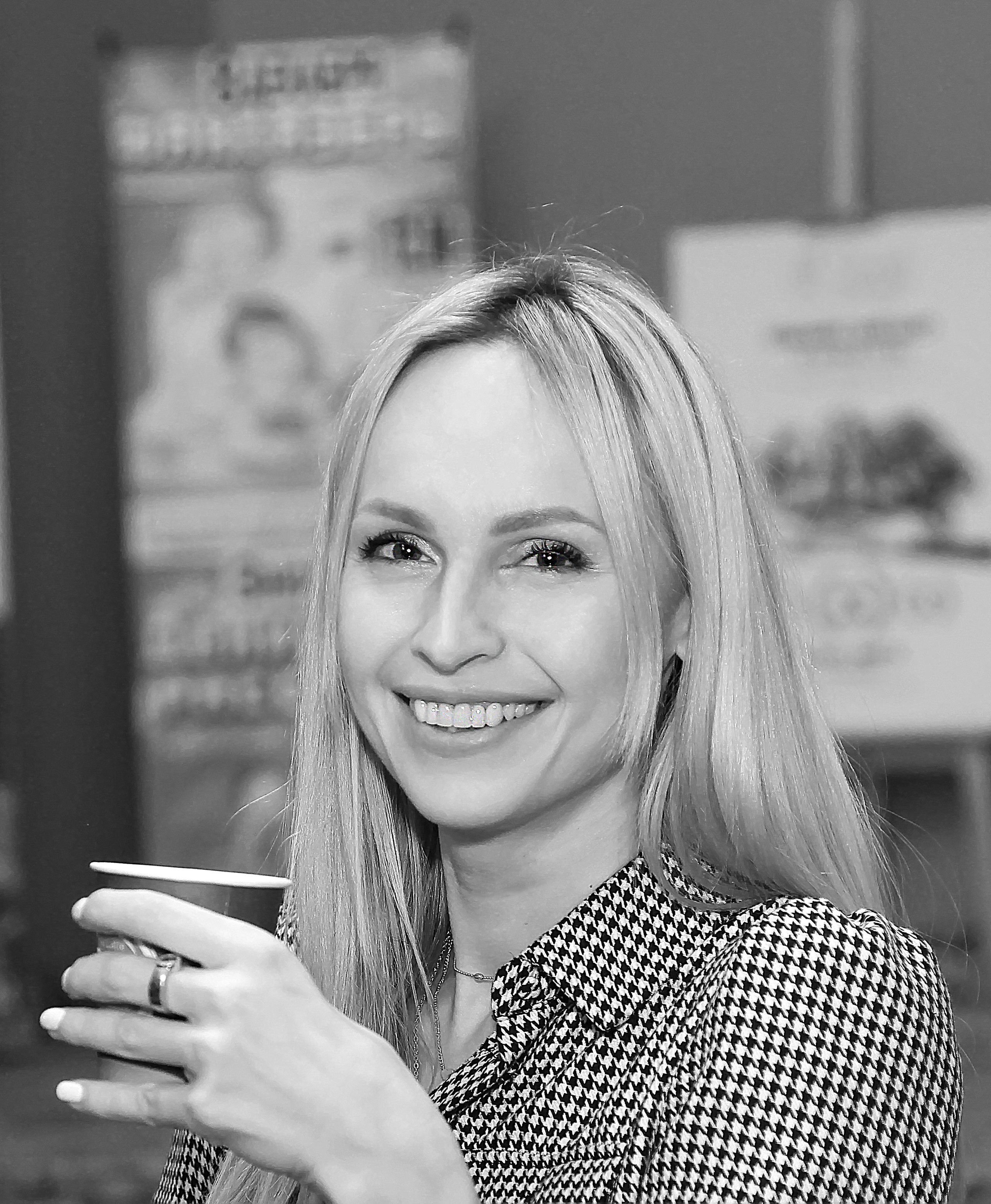 Случайные женские портреты. Репортажная съемка в Москве и области. Анималистика