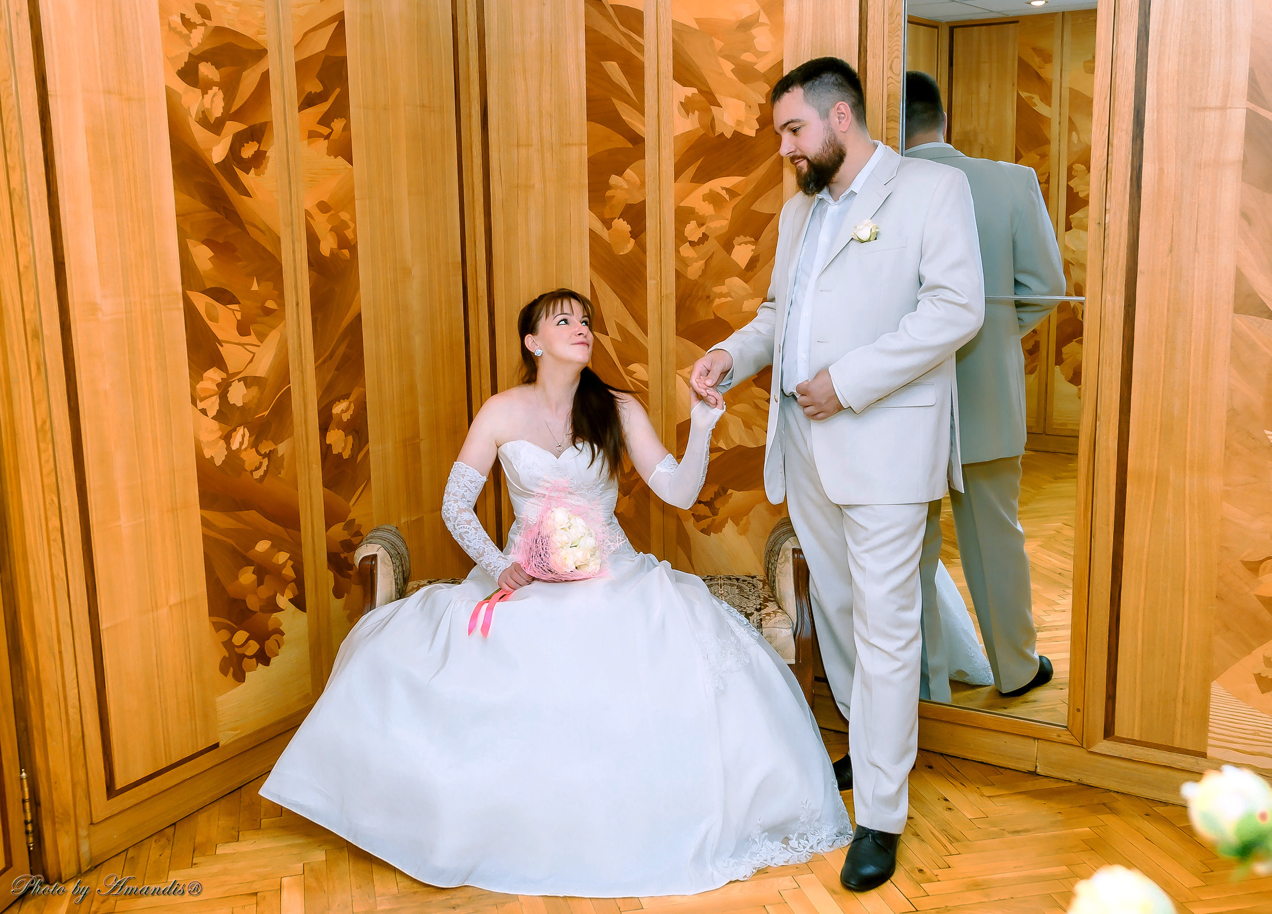 Свадьба Виталия и Екатерины (Москва, август 2020). Репортажная съемка в Москве и области. Анималистика