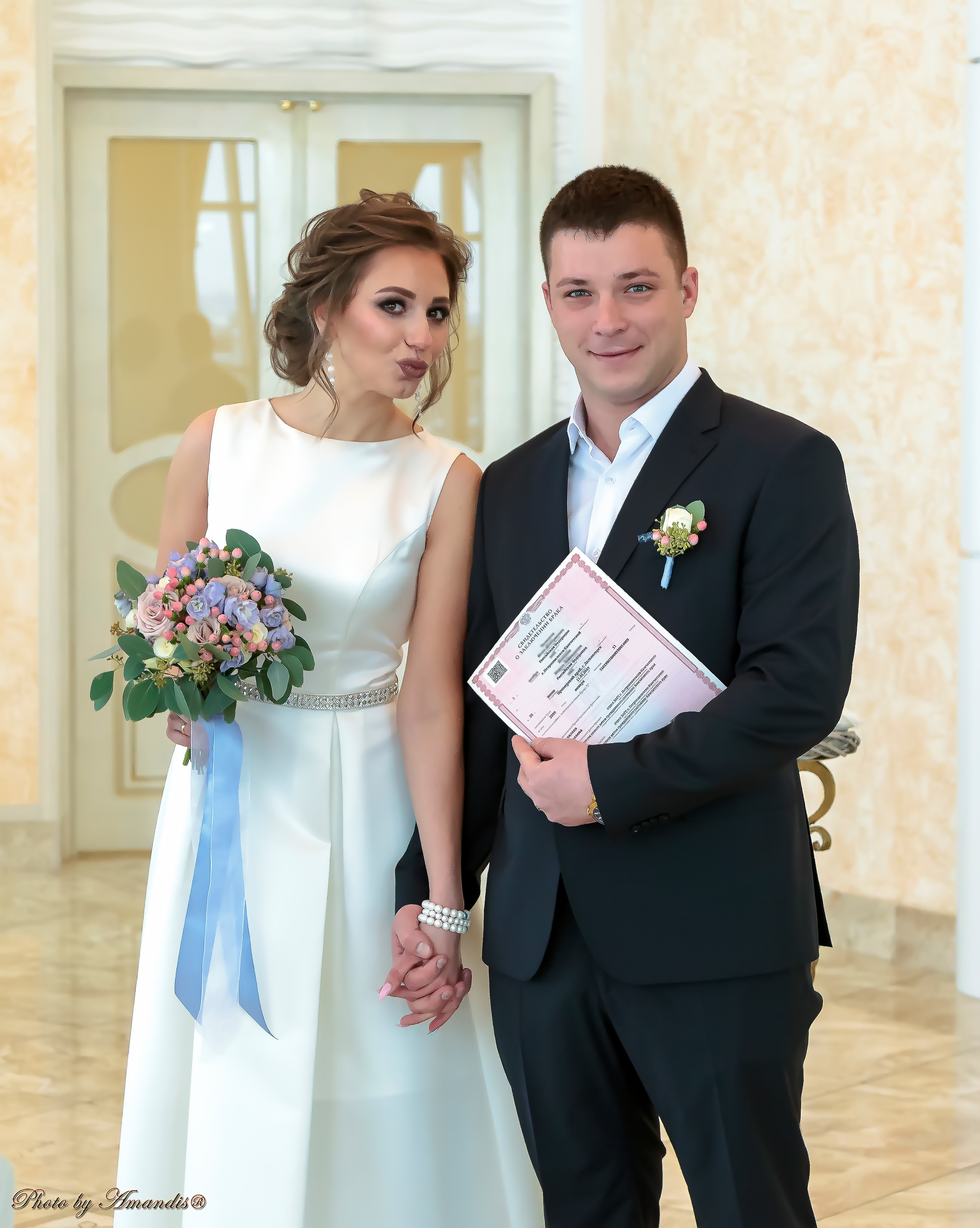 Свадьба Ивана и Марии (Петропавловск-Камчатский, январь 2019). Репортажная съемка в Москве и области. Анималистика