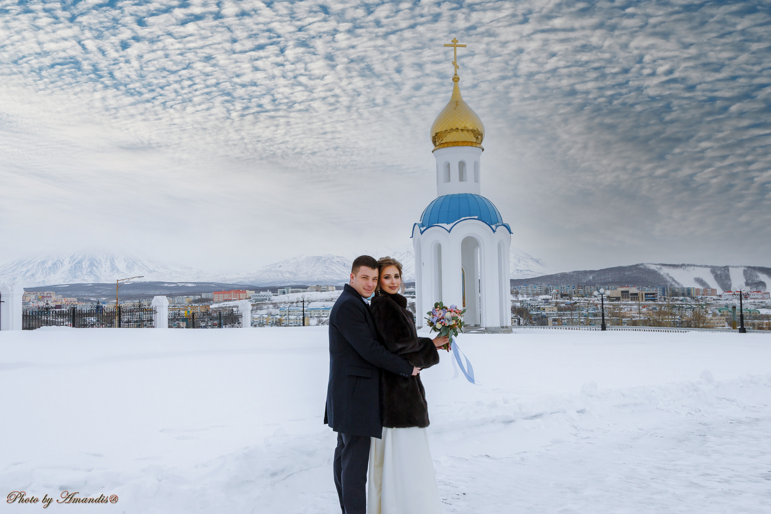 Свадьба Ивана и Марии (Петропавловск-Камчатский, январь 2019). Репортажная съемка в Москве и области. Анималистика