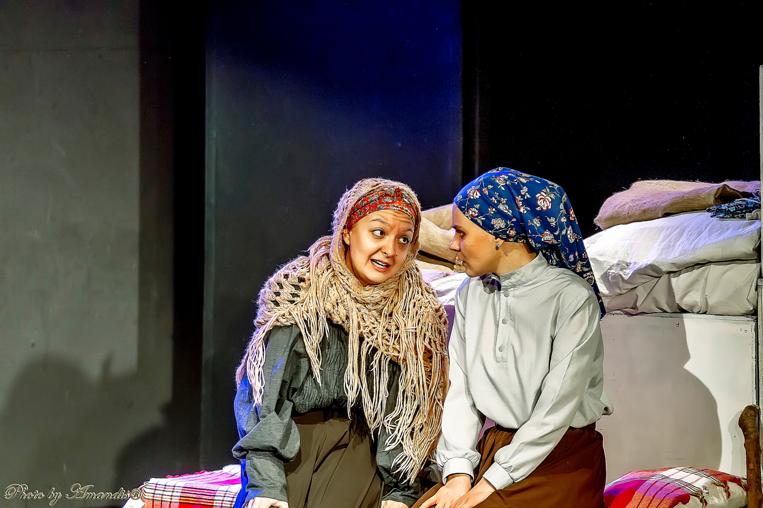 Спектакль «На дне». Дипломная работа. Институт театрального искусства. Москва. Репортажная съемка в Москве и области. Анималистика