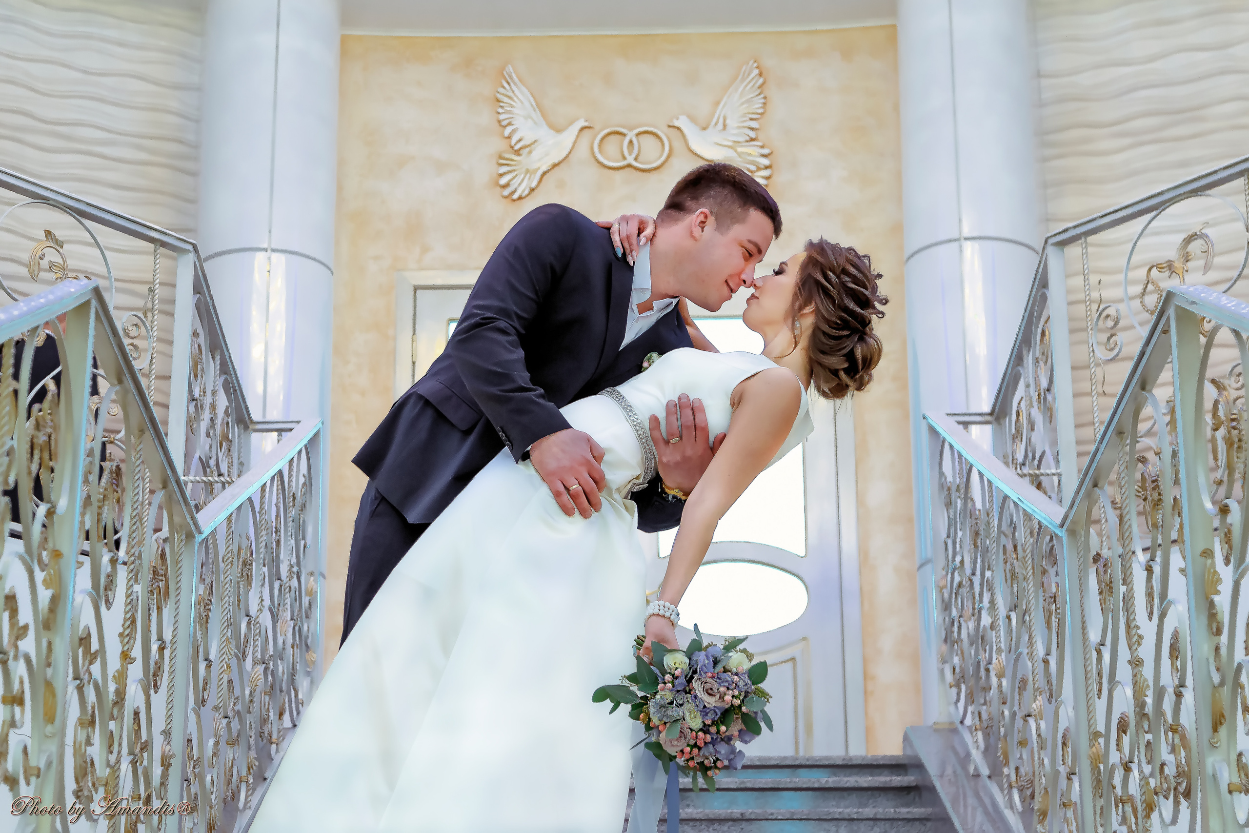 Свадьба Ивана и Марии (Петропавловск-Камчатский, январь 2019). Репортажная съемка в Москве и области. Анималистика