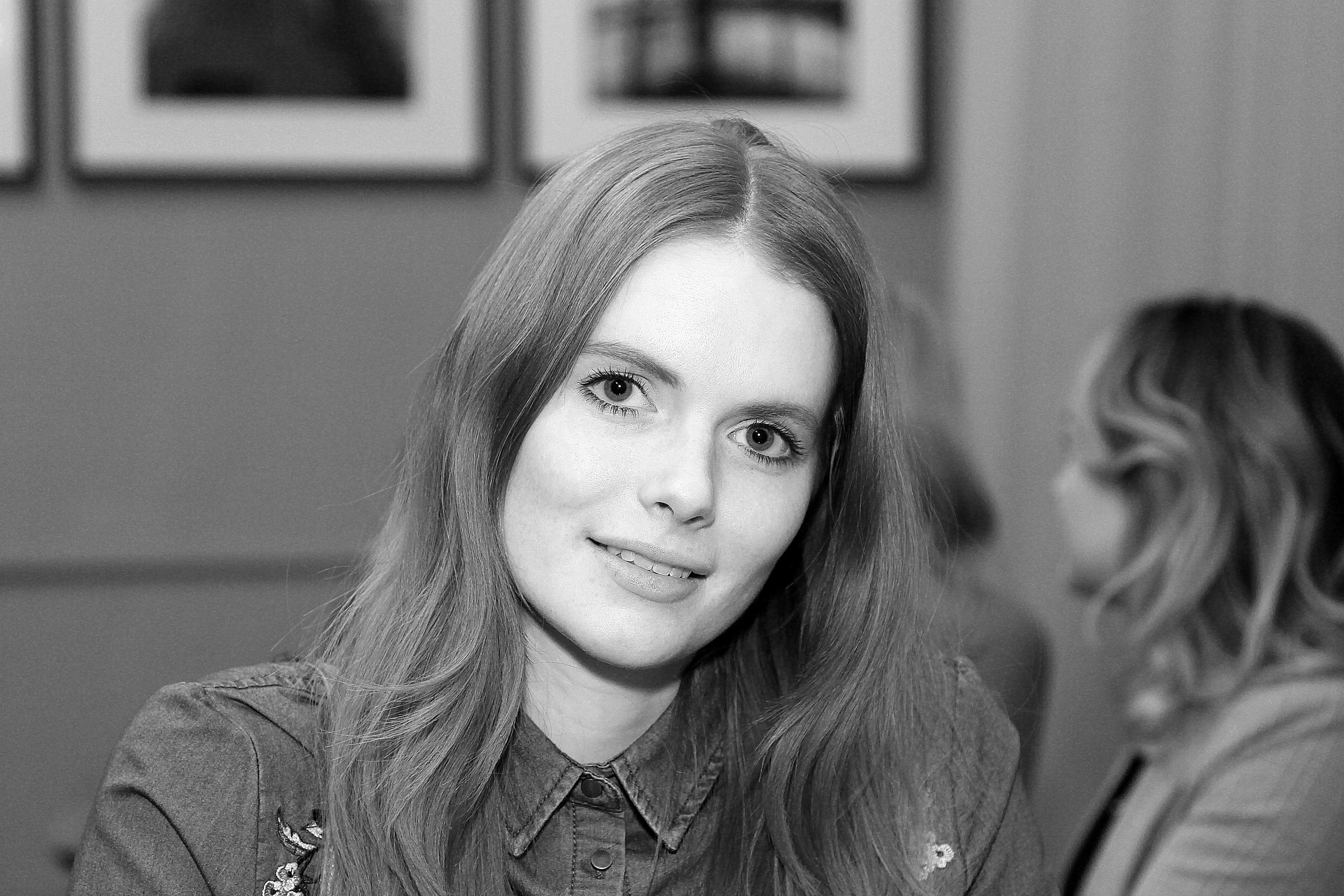 Случайные женские портреты. Репортажная съемка в Москве и области. Анималистика