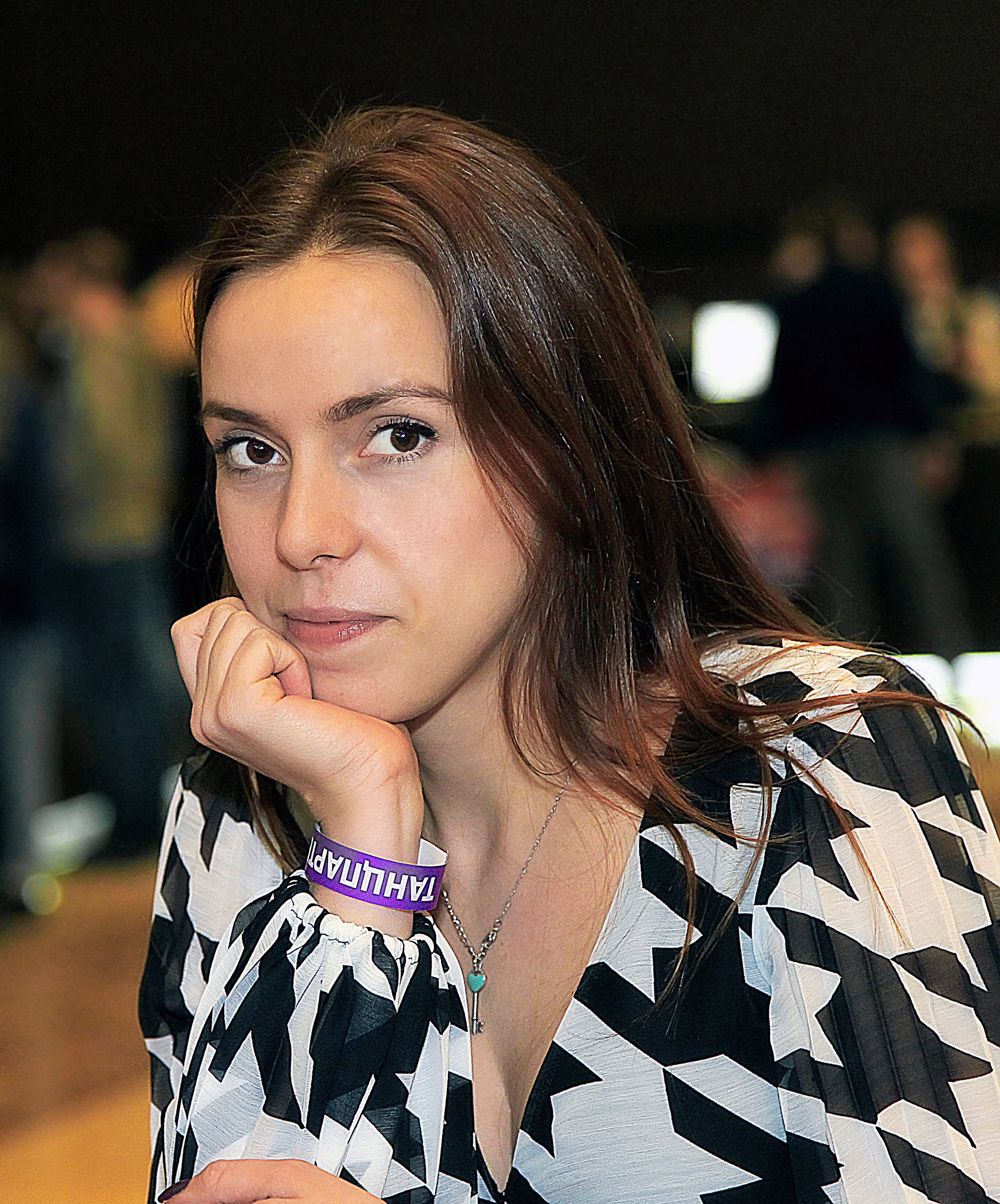 Случайные женские портреты. Репортажная съемка в Москве и области. Анималистика