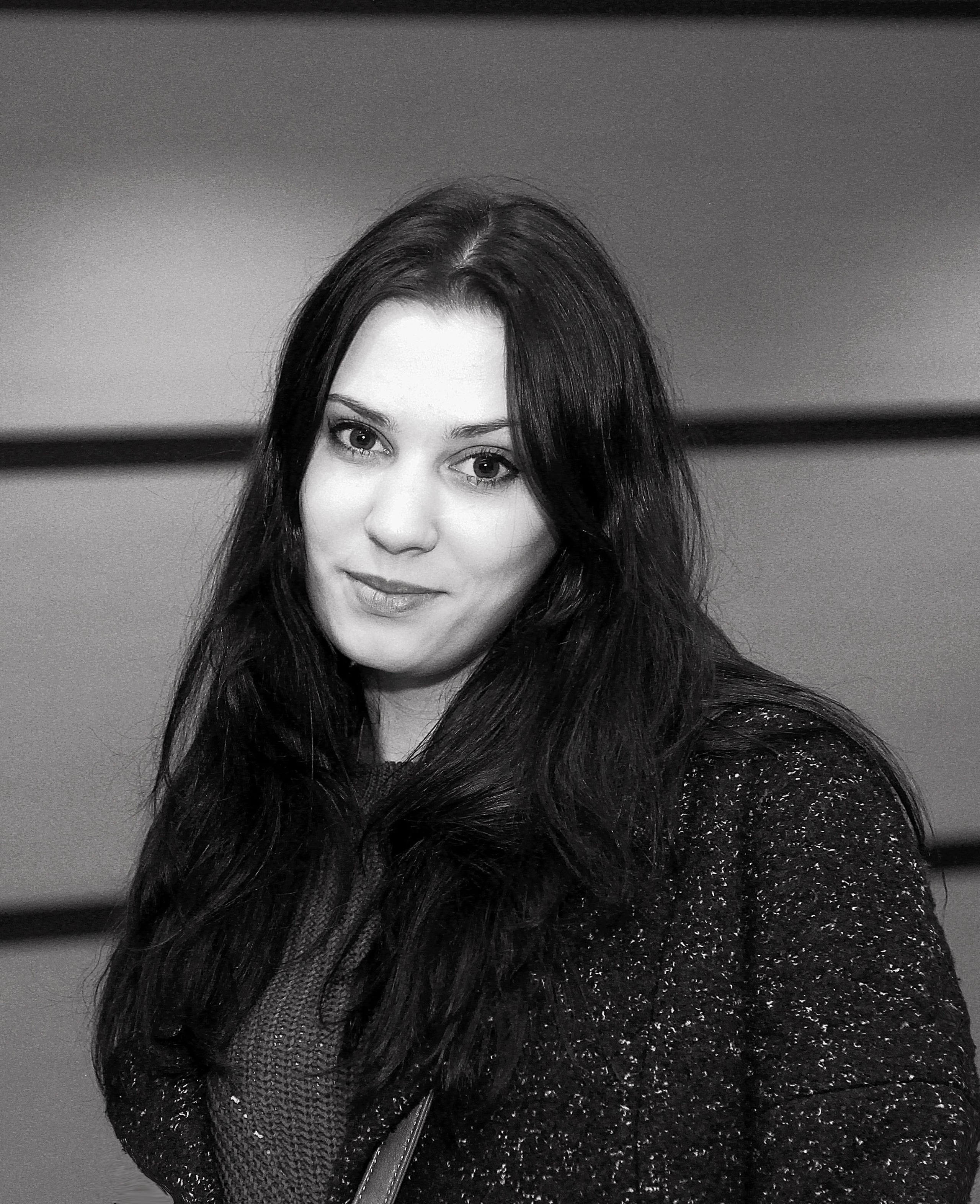 Случайные женские портреты. Репортажная съемка в Москве и области. Анималистика