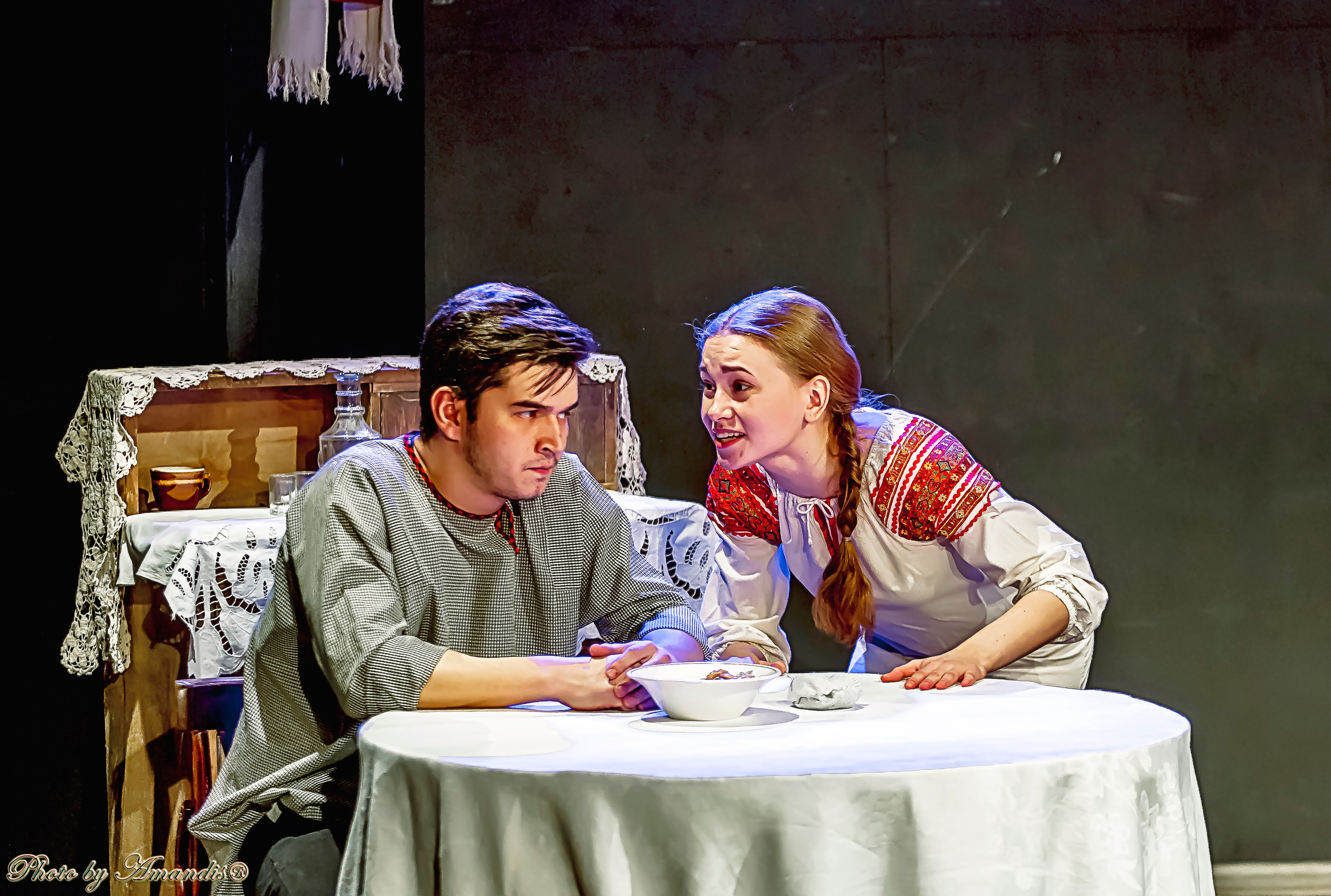 Спектакль «На дне». Дипломная работа. Институт театрального искусства. Москва. Репортажная съемка в Москве и области. Анималистика