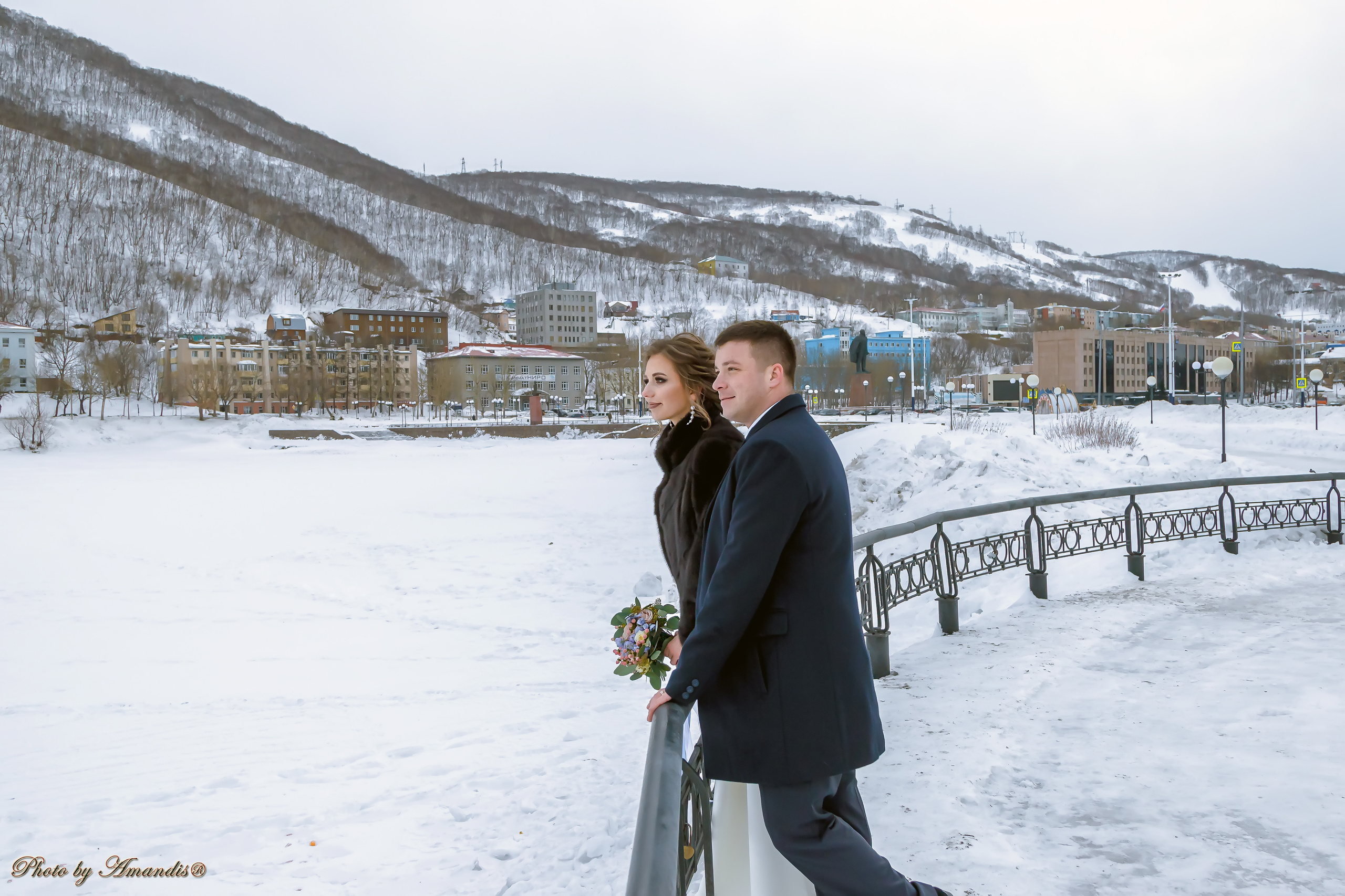 Свадьба Ивана и Марии (Петропавловск-Камчатский, январь 2019). Репортажная съемка в Москве и области. Анималистика
