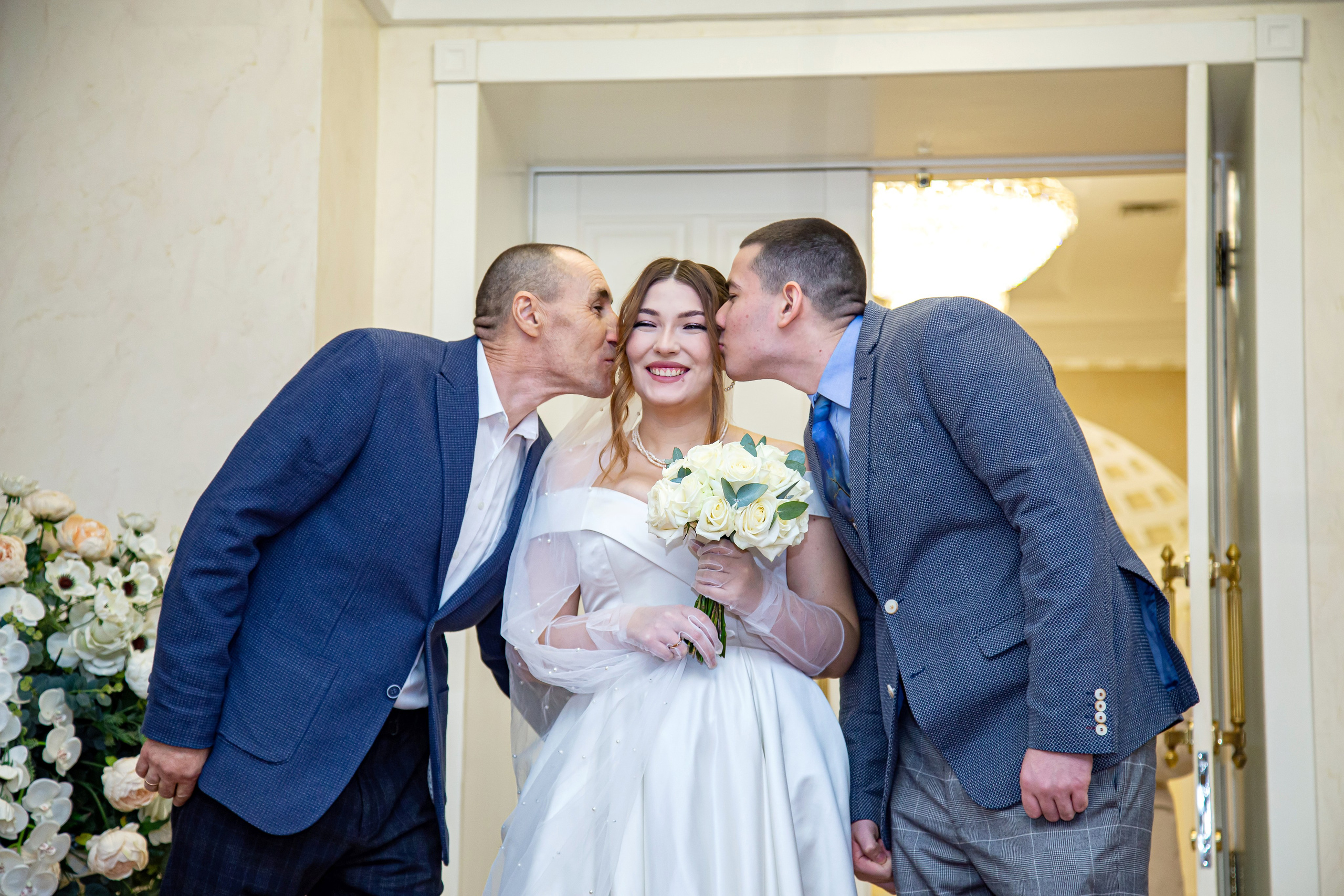 Свадебные фото. Фотограф Краснодара, фотограф в парке Галецкого.репортажный фотограф. детский фотограф, свадебный фотограф. профессиональный фотограф