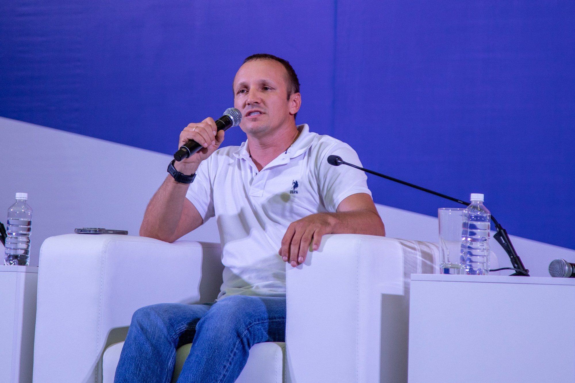 Первый фестиваль Движения Первых в Краснодаре. Репортажный, промышленный и маркетплейс-фотограф Дмитрий Чернат