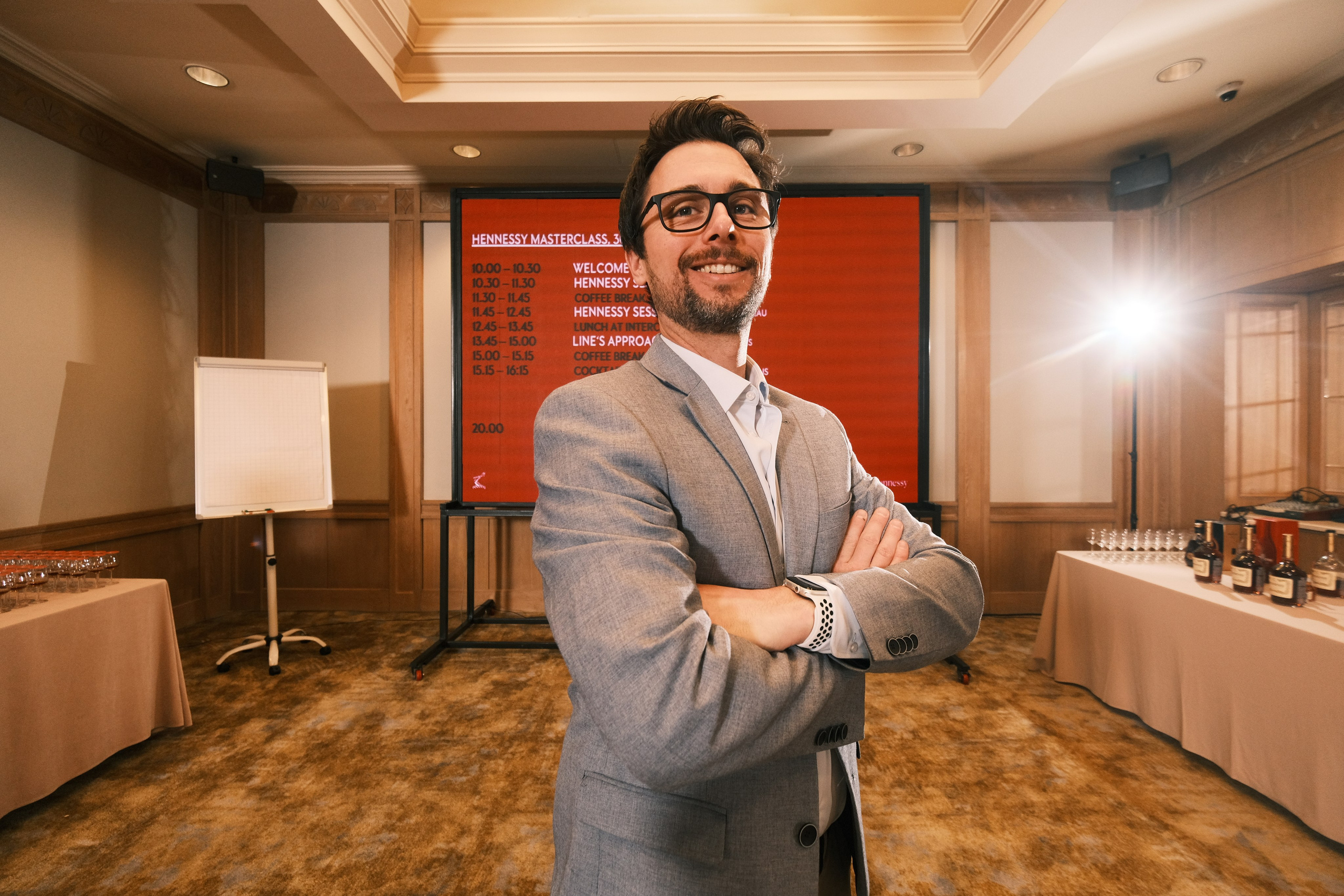 Портреты. Портреты и репортажные съемки с душой: ваш уникальный момент в объективе Руфата, профессионального фотографа Алматы