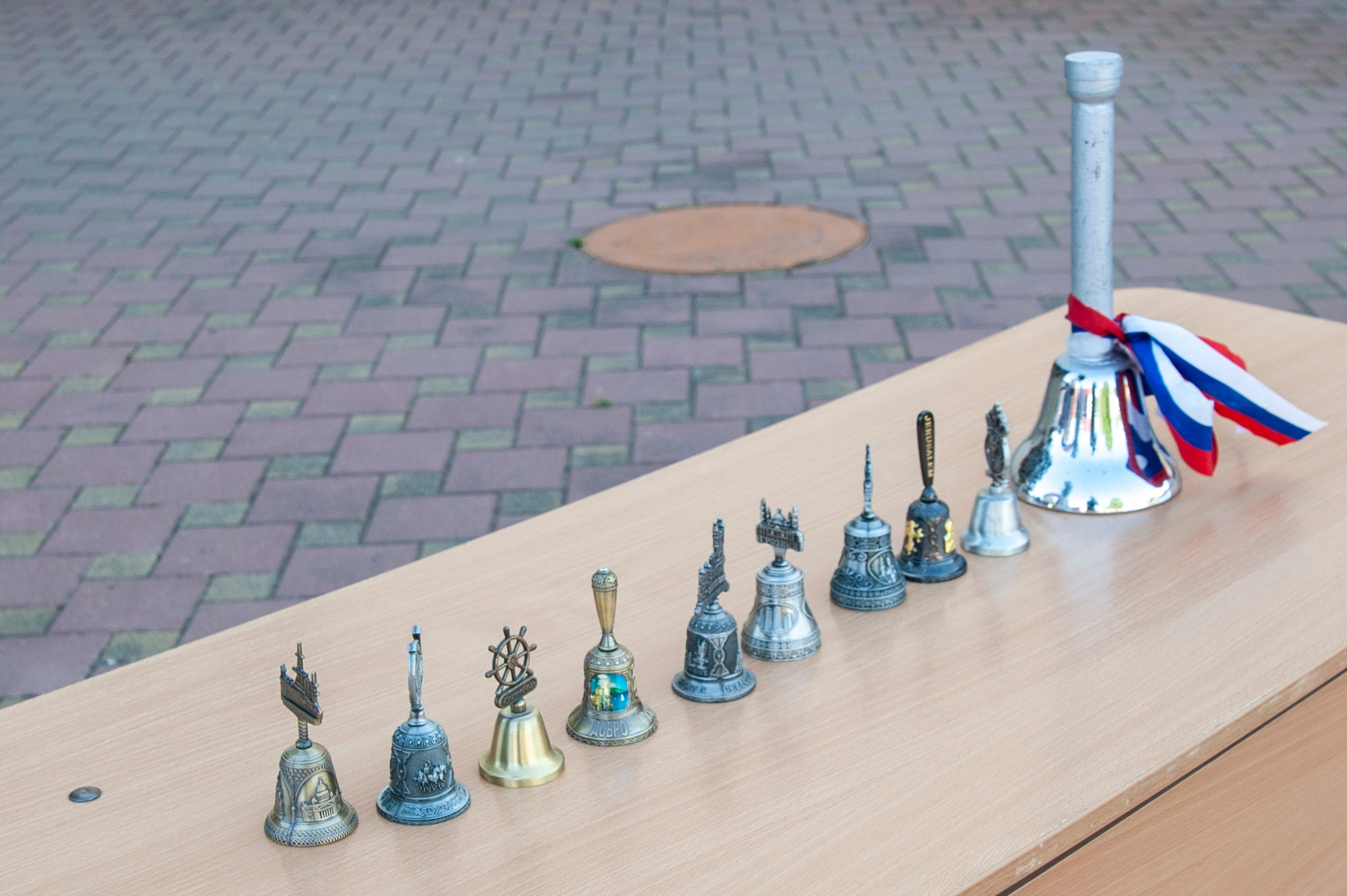 Последний Звонок МАОУ СОШ № 17 им. Эдуарда Есаяна — Архипо-Осиповка. Свадебный и семейный фотограф Денис Лукьянов в Краснодаре, Краснодарском крае и Республике Крым