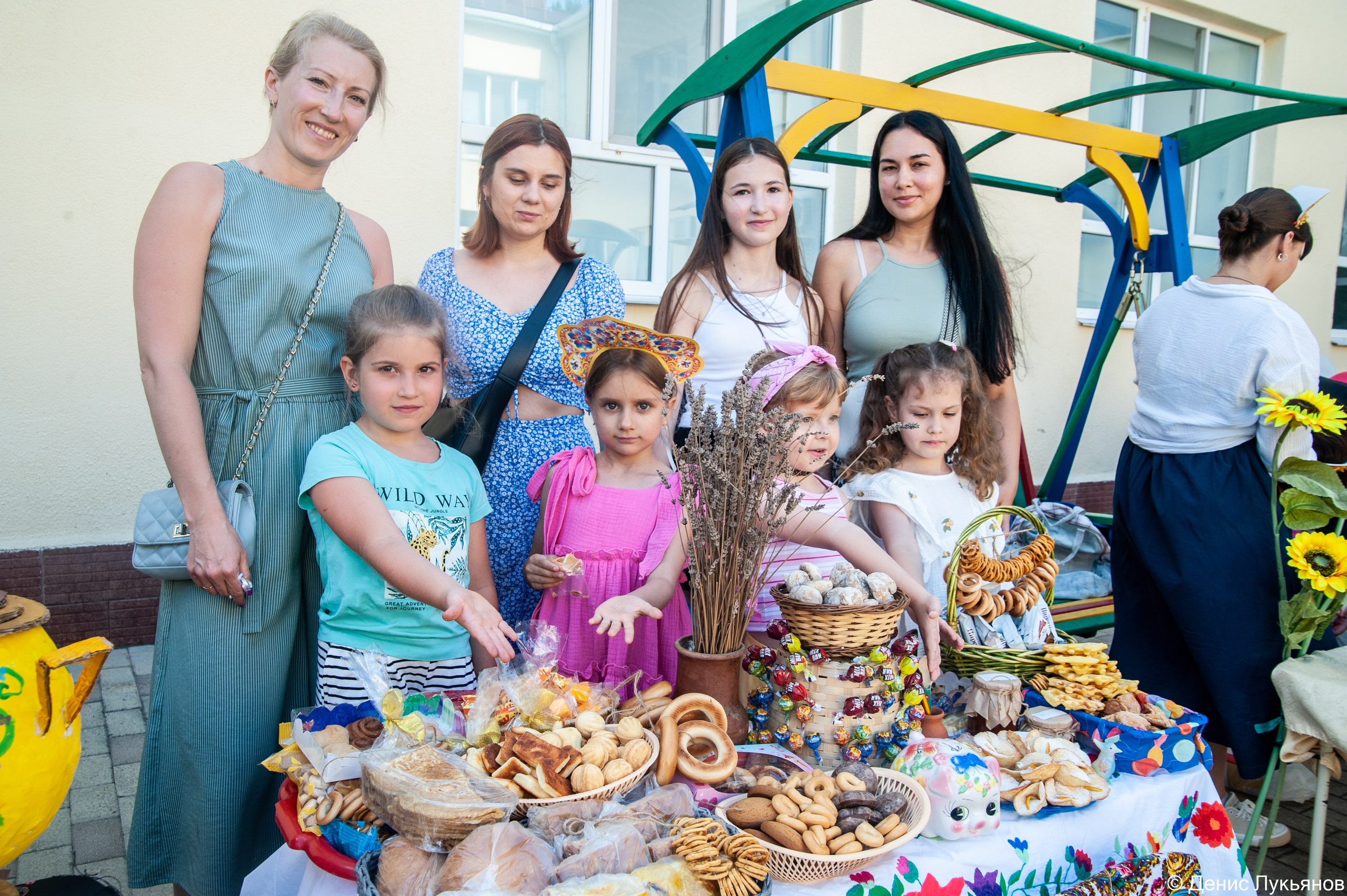 Ярмарка. Свадебный и семейный фотограф Денис Лукьянов в Краснодаре, Краснодарском крае и Республике Крым