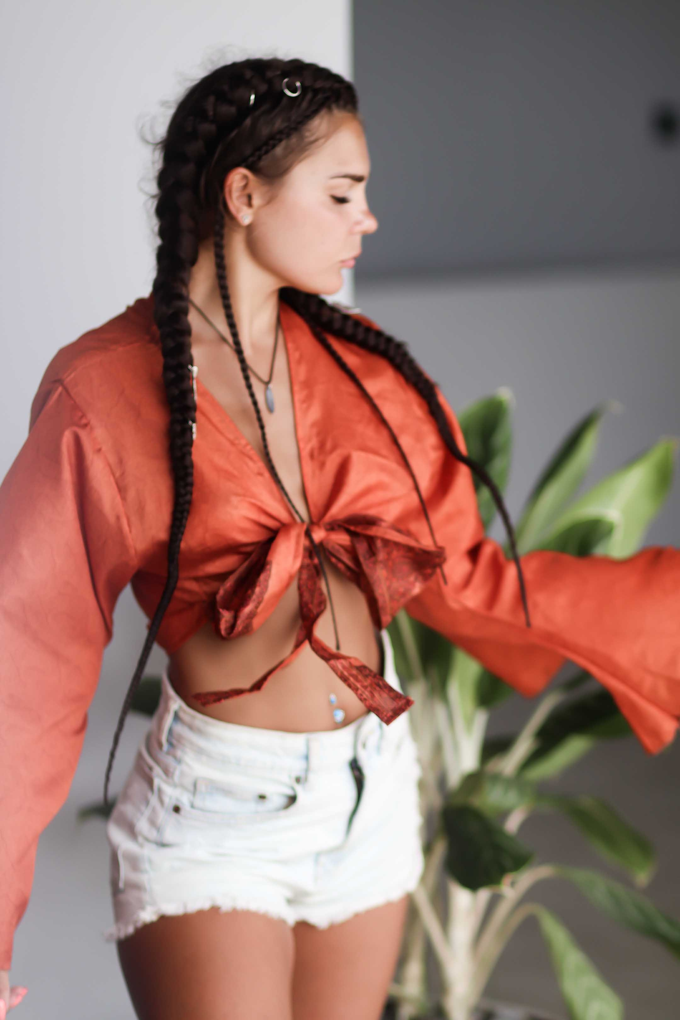 Коллекция купальников бикини. Фотограф на Шри-Ланке