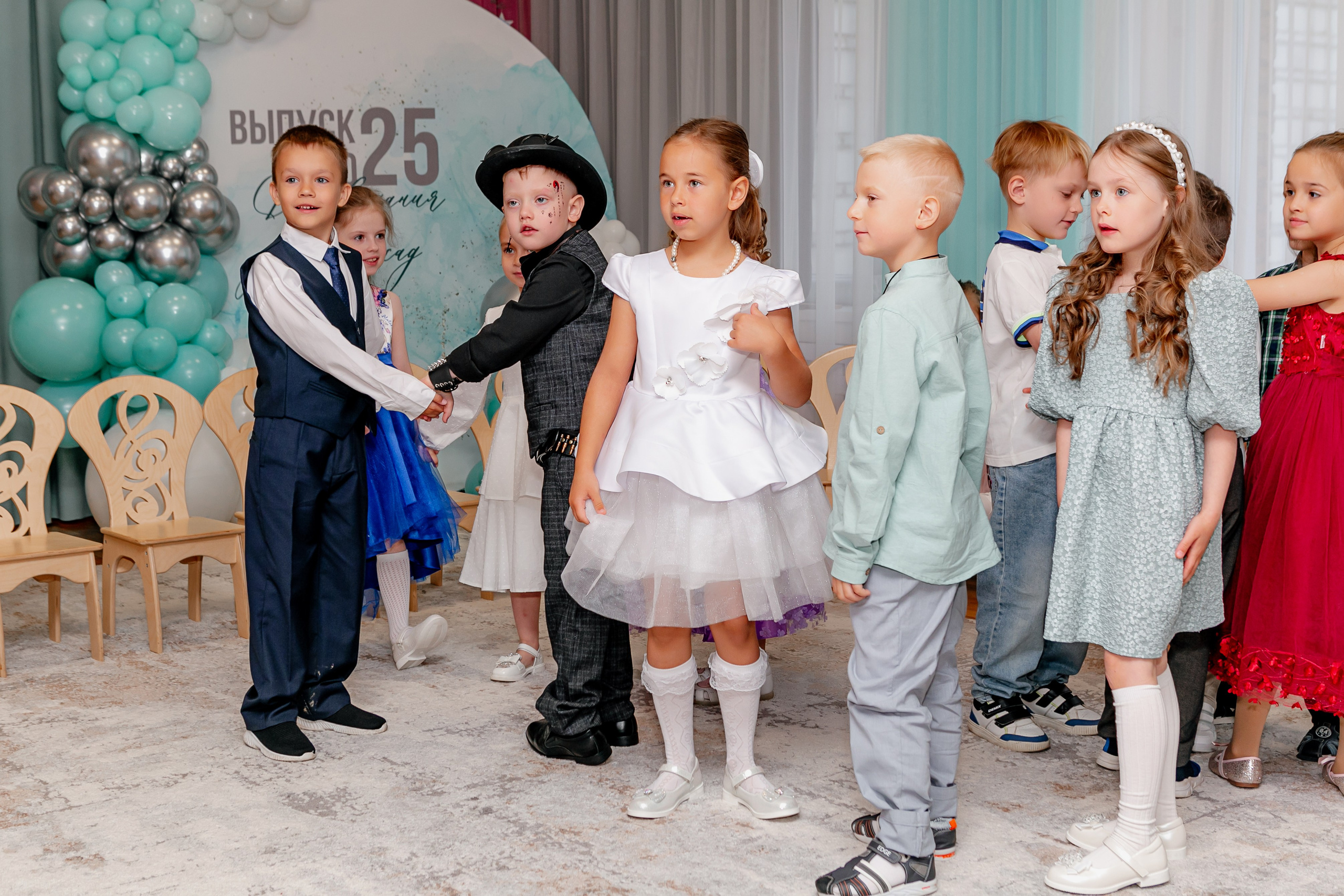 ВЫПУСКНОЙ ДЕТСКИЙ САД. Контент фотограф, съемка для маркетплейсов, фуд съемка и репортажи в Новосибирске Ралия Галеева