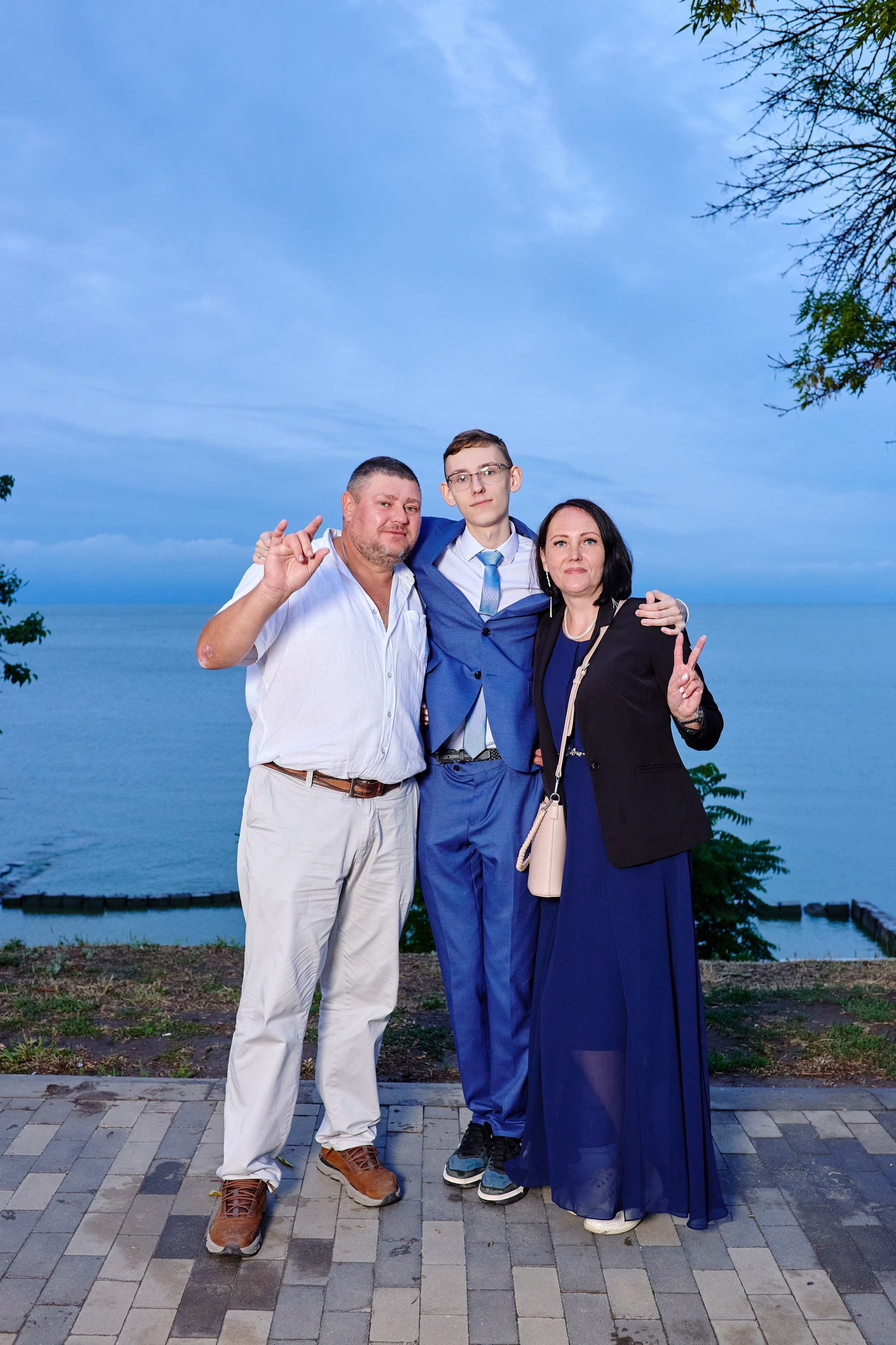 Выпускной 35 Сош. Фотограф Выпускные альбомы Таганрог Сергей Коробченко