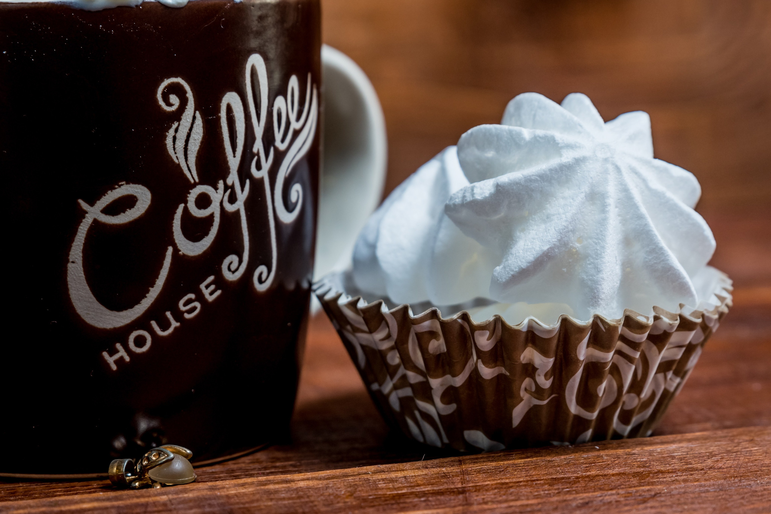 Предметная фото и видео съемка. Арт студия «Пегас». Фото- и видео- съемка