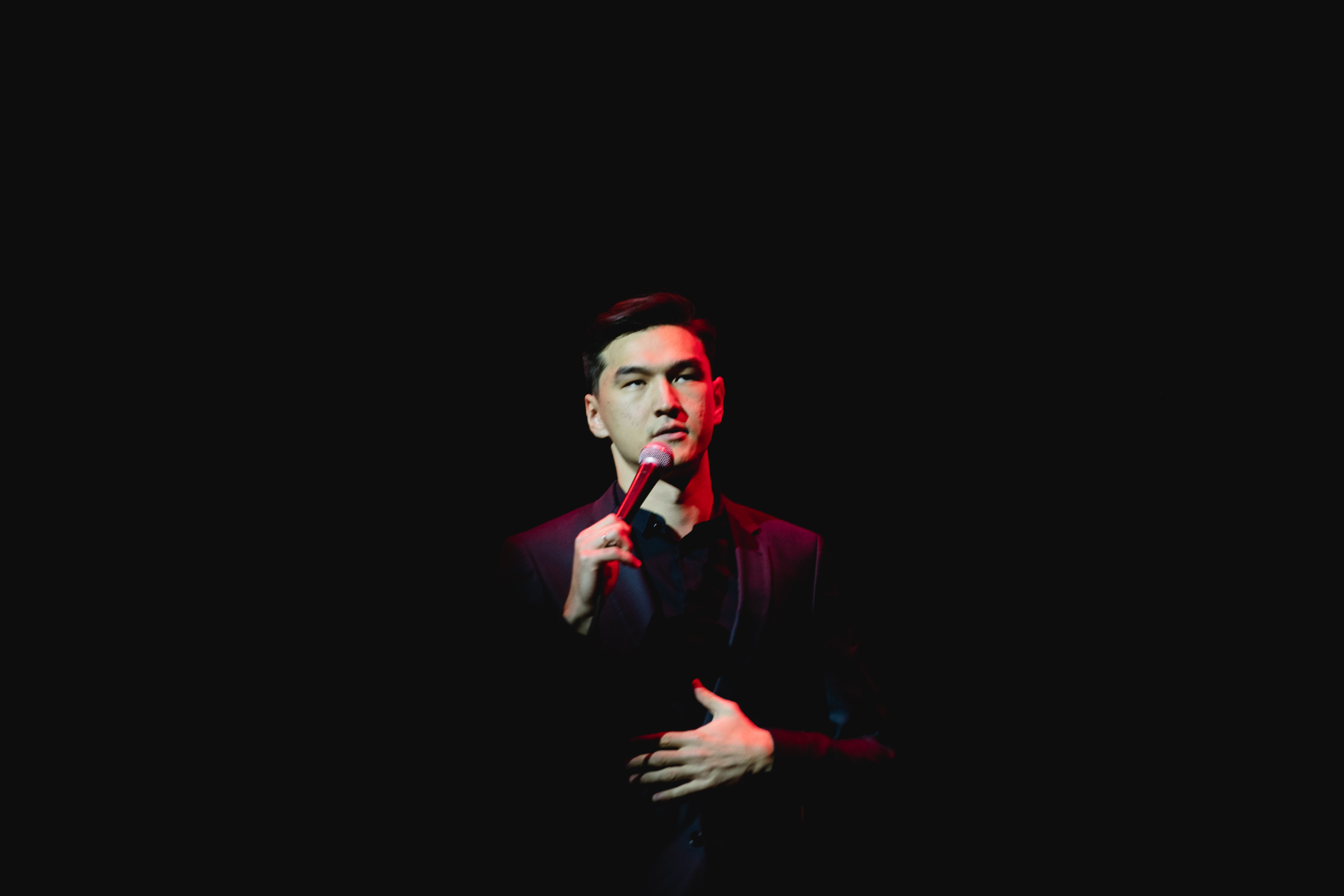 Концерт Большой Stand Up. Нурлан Сабуров и Алексей Щербаков. Репортажный фотограф Александр Задорин, Минск, Беларусь