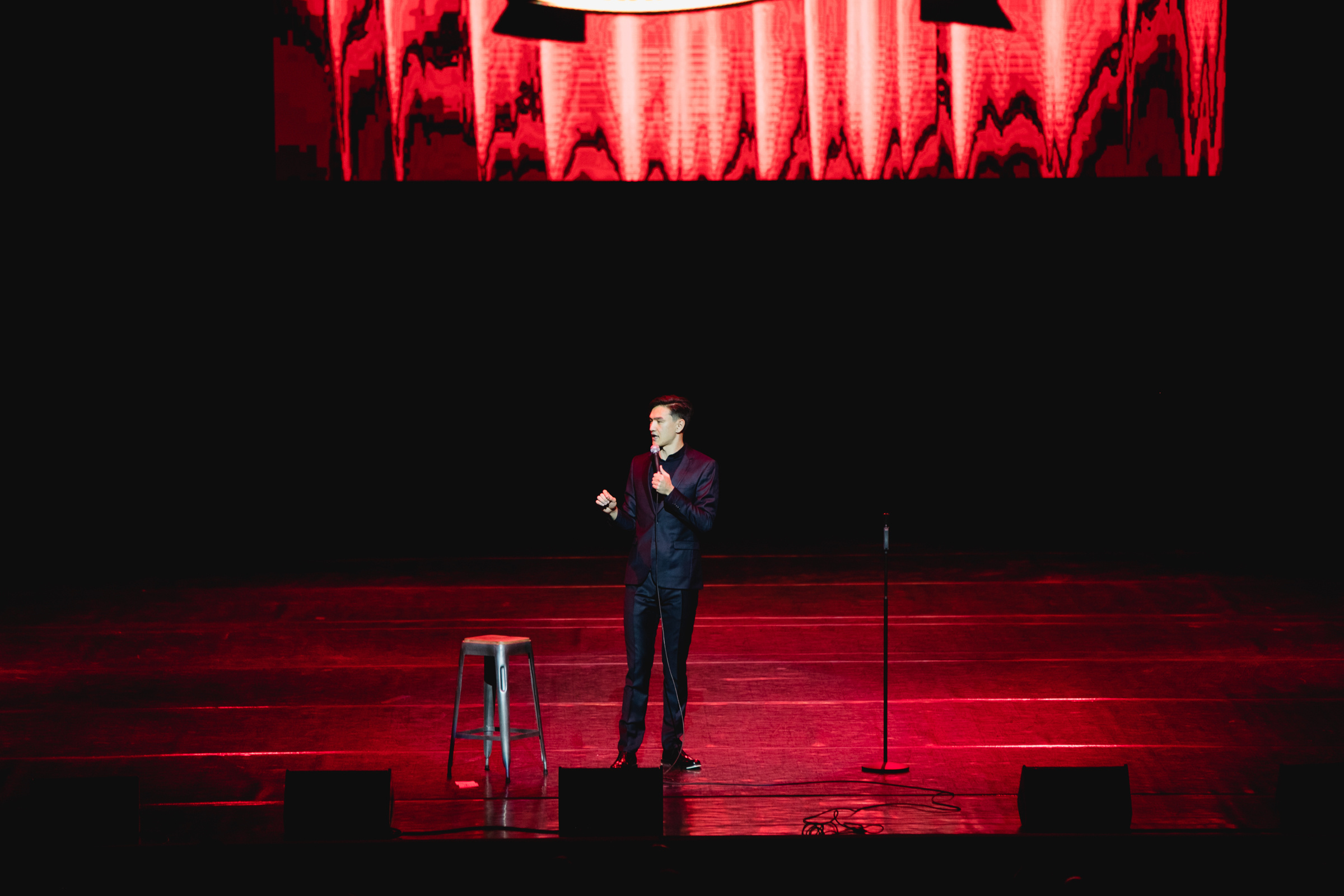 Концерт Большой Stand Up. Нурлан Сабуров и Алексей Щербаков. Репортажный фотограф Александр Задорин, Минск, Беларусь