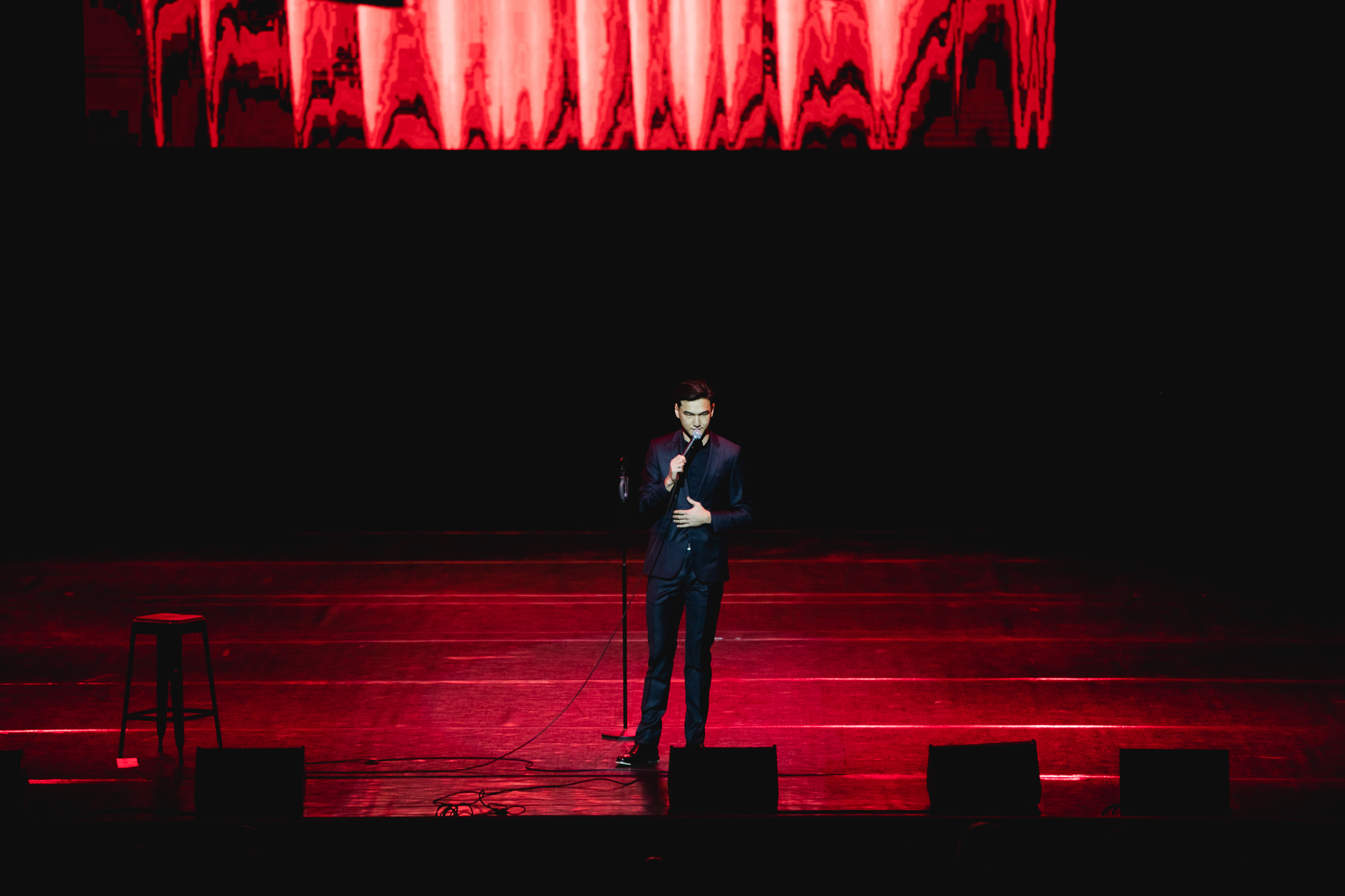 Концерт Большой Stand Up. Нурлан Сабуров и Алексей Щербаков. Репортажный фотограф Александр Задорин, Минск, Беларусь