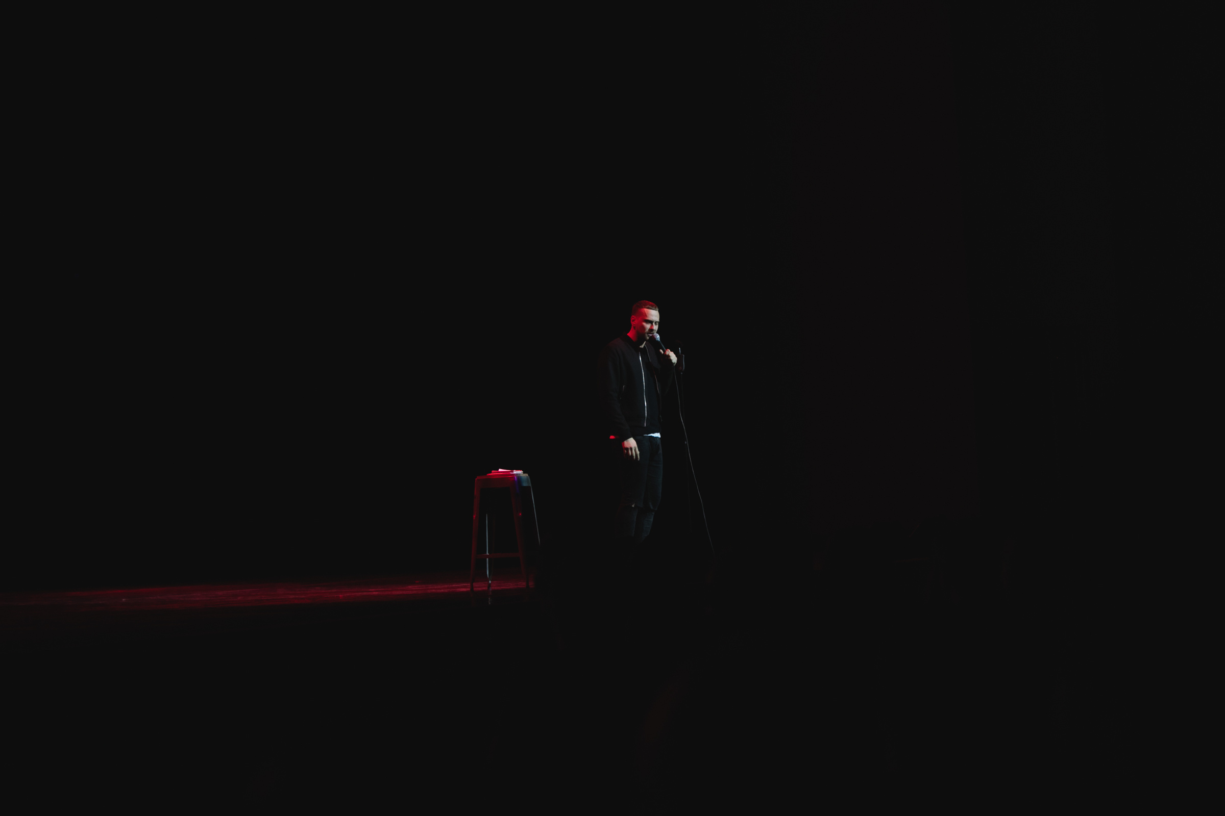 Концерт Большой Stand Up. Нурлан Сабуров и Алексей Щербаков. Репортажный фотограф Александр Задорин, Минск, Беларусь