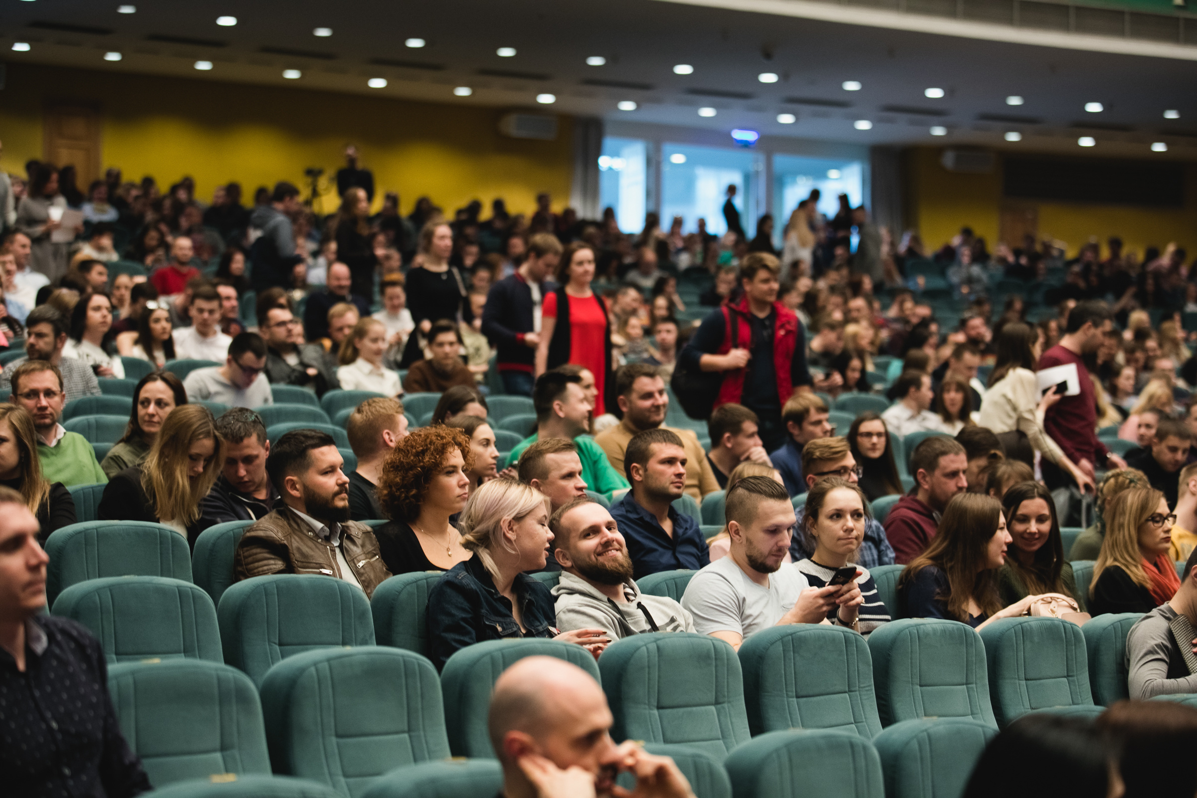 Концерт Большой Stand Up. Нурлан Сабуров и Алексей Щербаков. Репортажный фотограф Александр Задорин, Минск, Беларусь