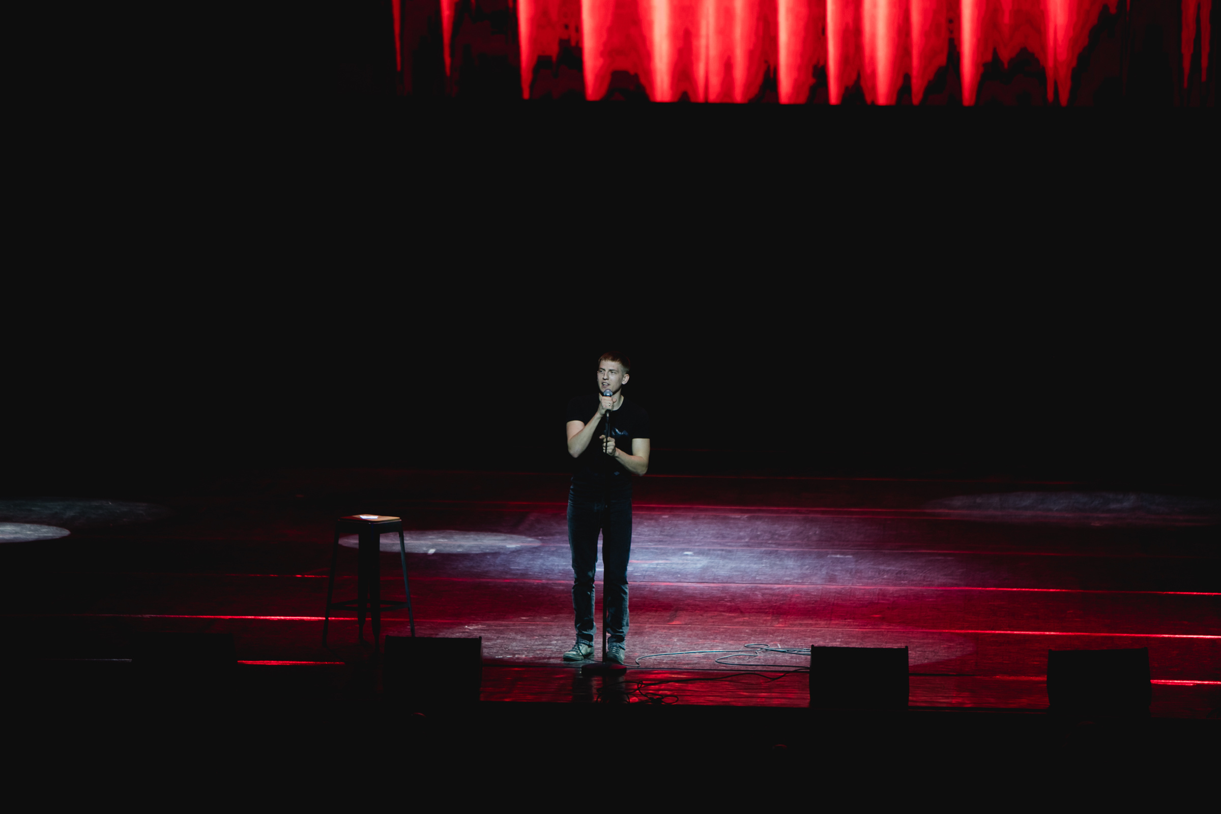 Концерт Большой Stand Up. Нурлан Сабуров и Алексей Щербаков. Репортажный фотограф Александр Задорин, Минск, Беларусь