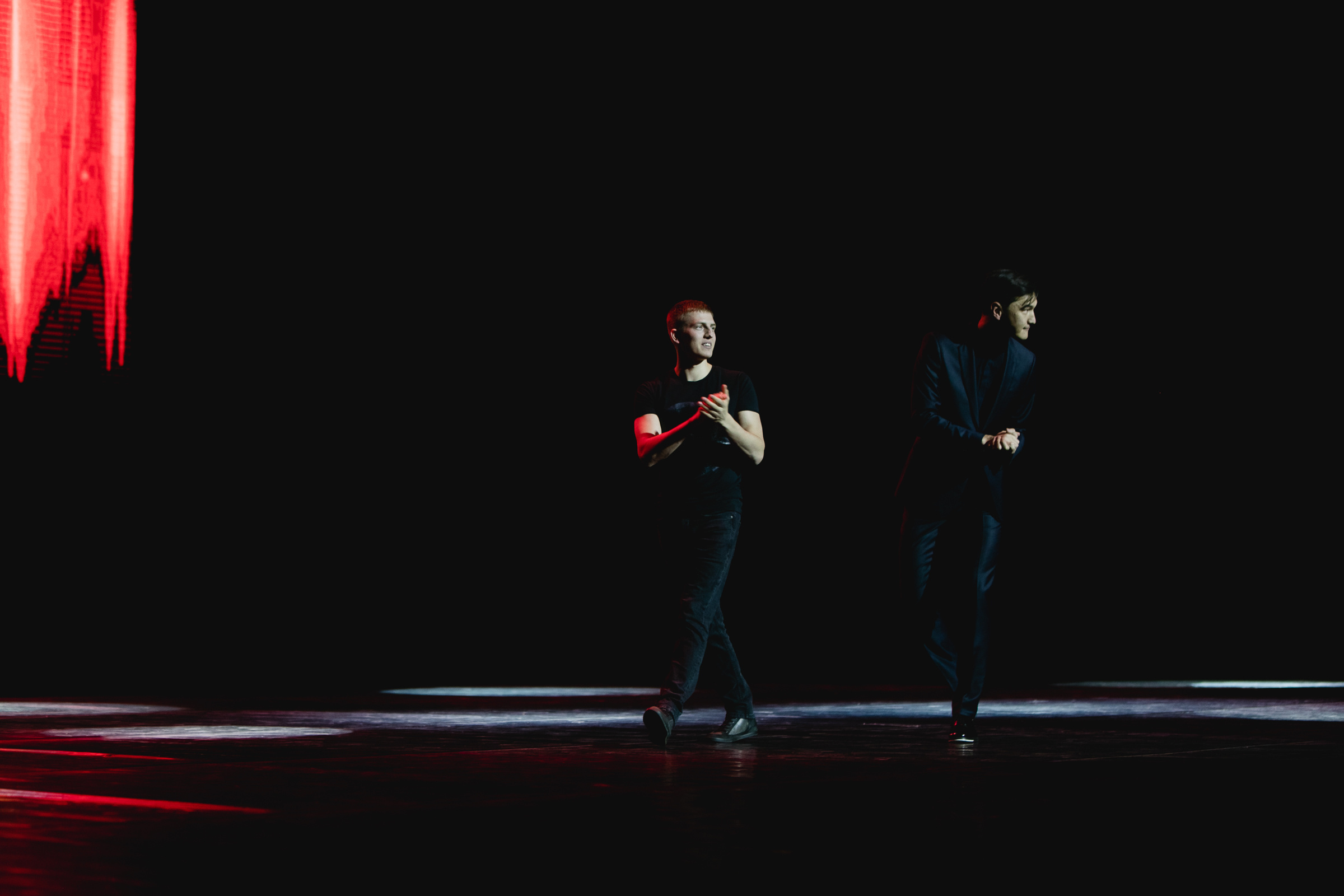 Концерт Большой Stand Up. Нурлан Сабуров и Алексей Щербаков. Репортажный фотограф Александр Задорин, Минск, Беларусь