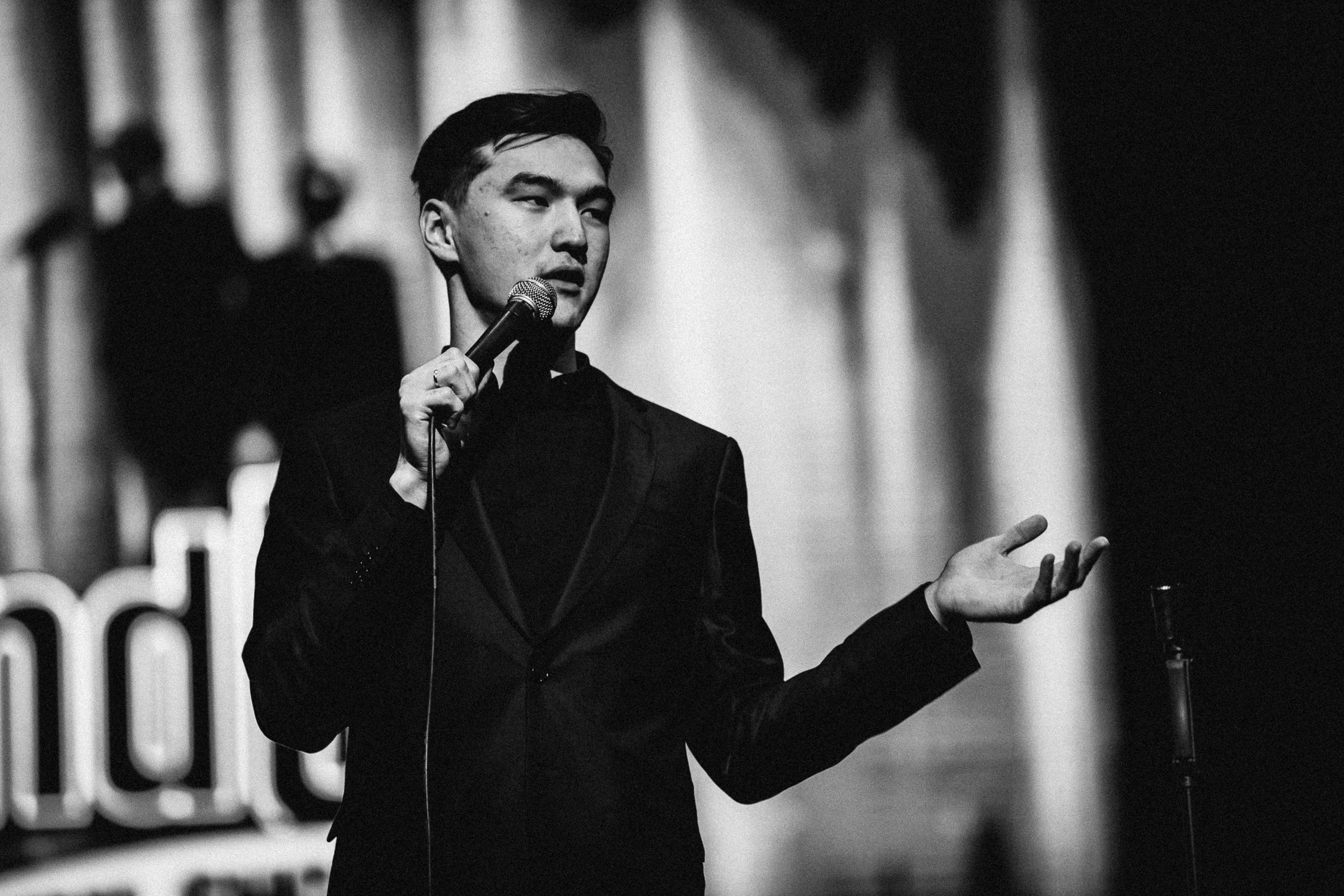 Концерт Большой Stand Up. Нурлан Сабуров и Алексей Щербаков. Репортажный фотограф Александр Задорин, Минск, Беларусь