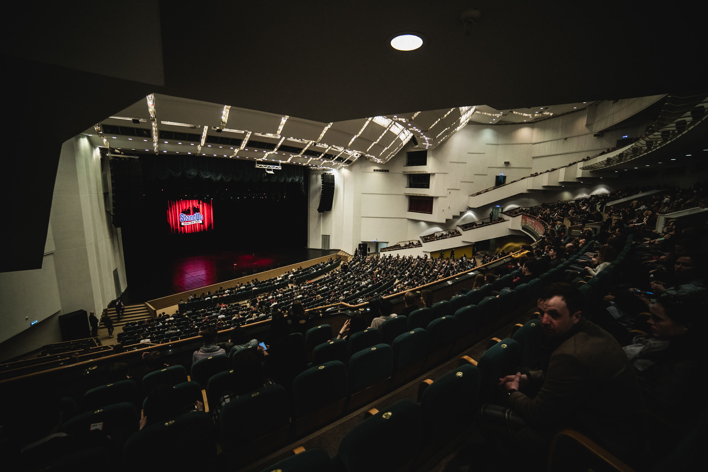 Концерт Большой Stand Up. Нурлан Сабуров и Алексей Щербаков. Репортажный фотограф Александр Задорин, Минск, Беларусь